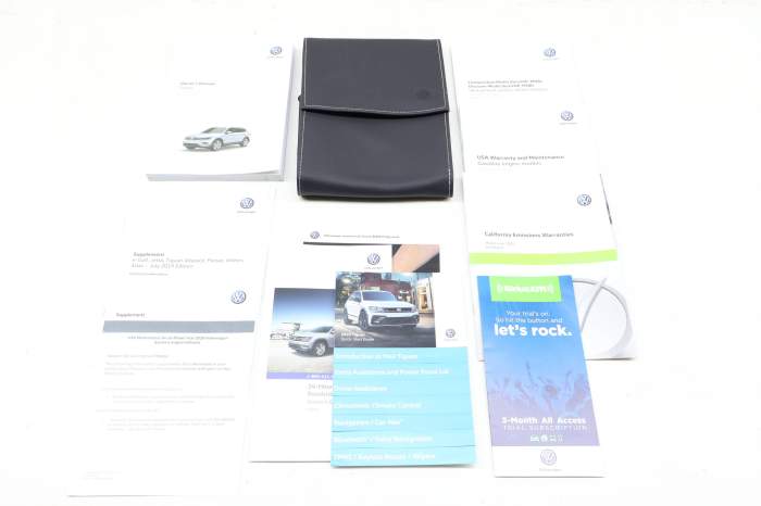 2020 Owners Manual (Tiguan) main product photo