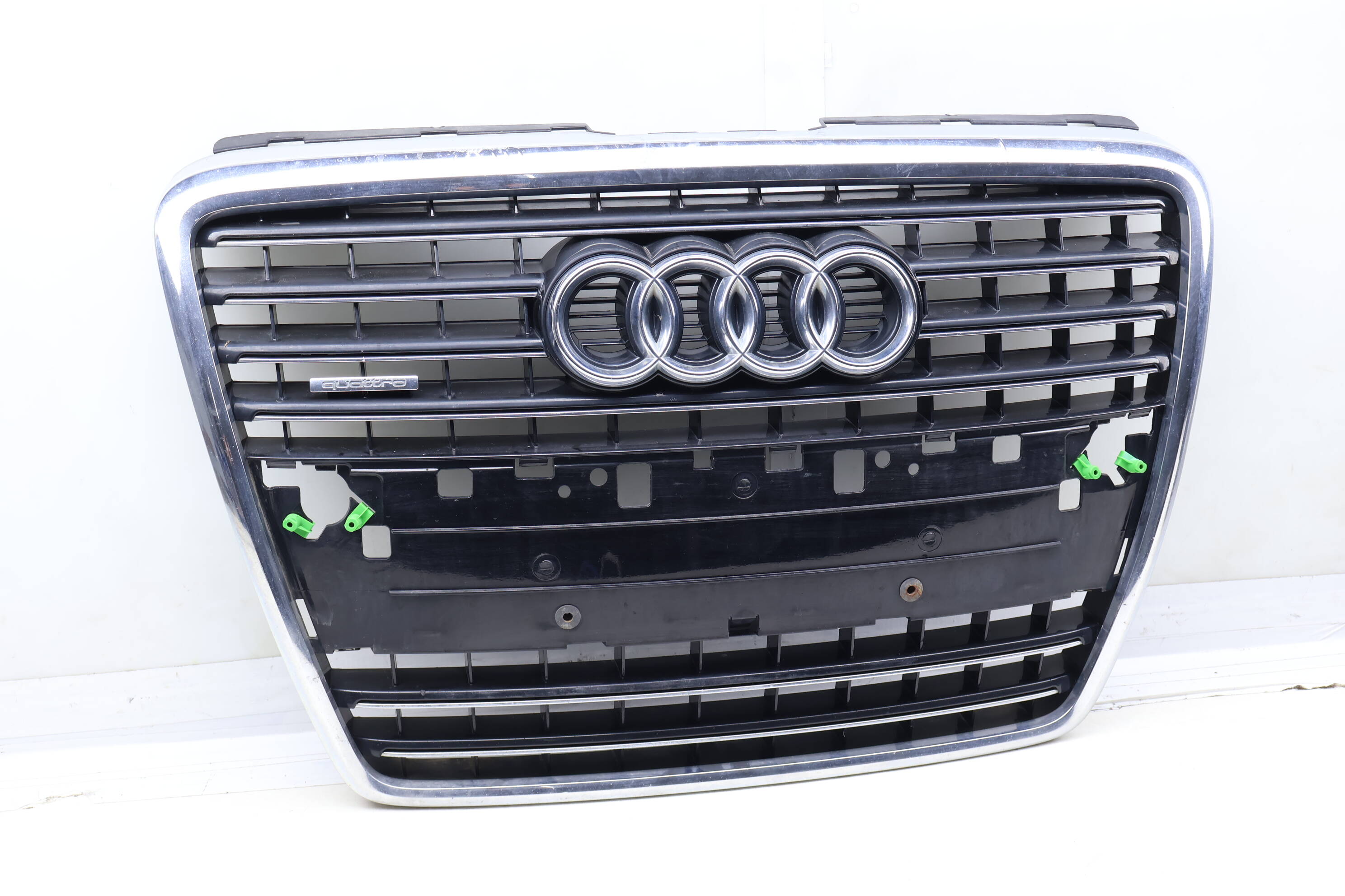 Center Grille Assembly 4E0853651AA
