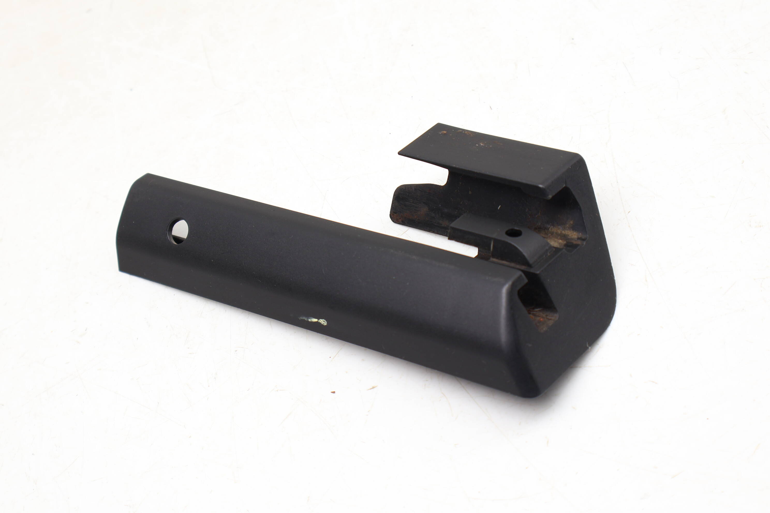 Inner Seat Rail Cover 4E0881349C