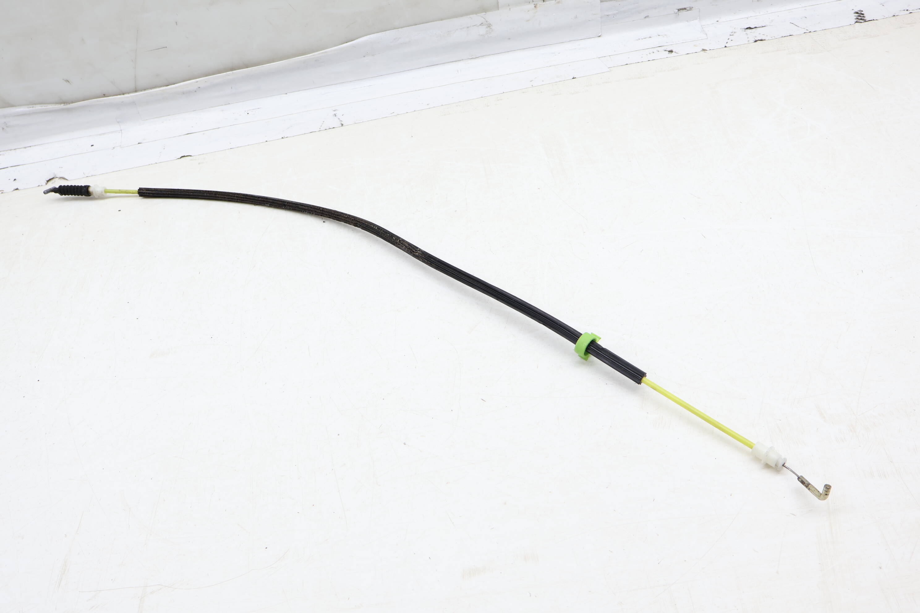 Door&#x20;Bowden&#x20;Cable&#x20;8D0839191