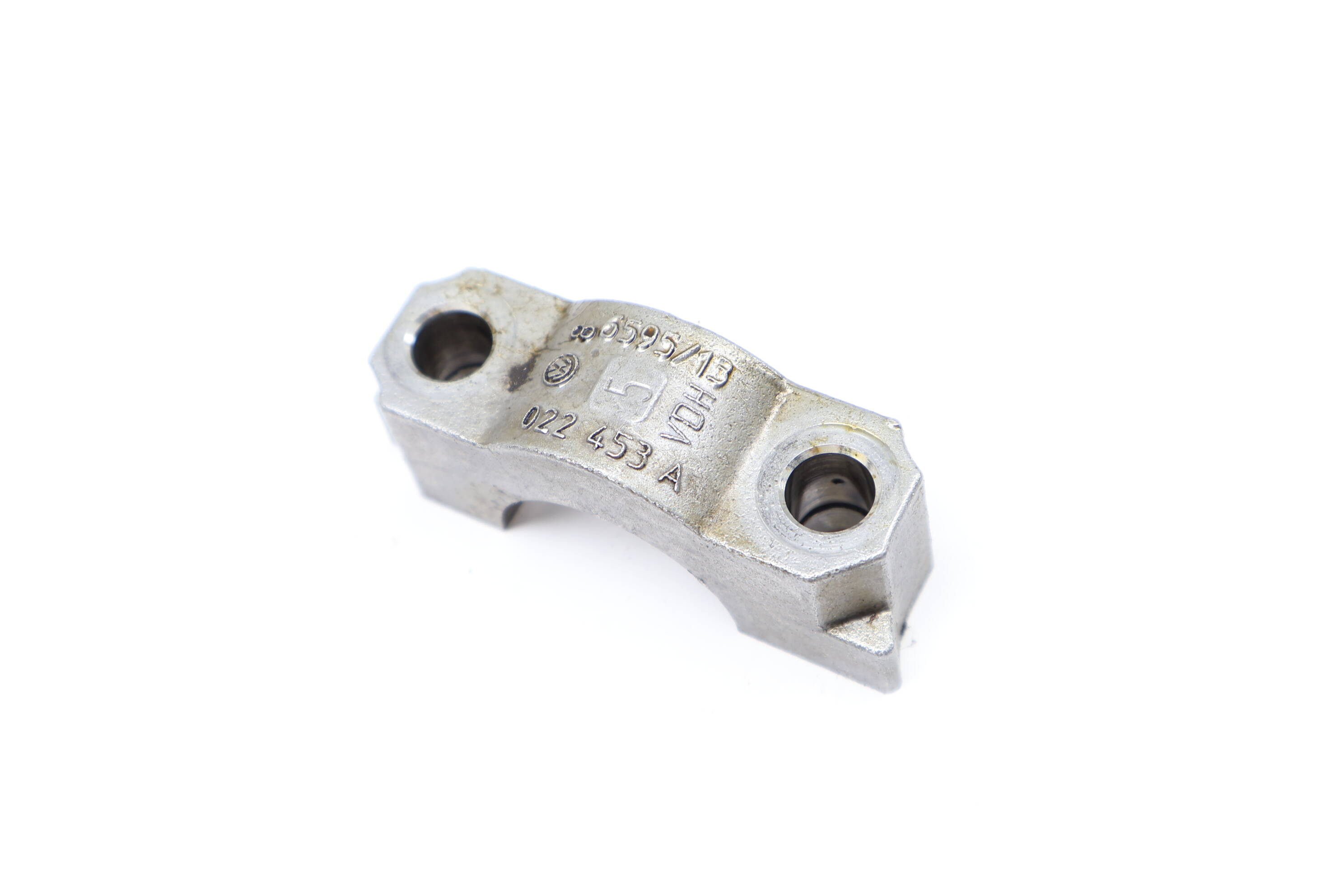 Engine Cam / Camshaft Bearing Cap (5) 022453A