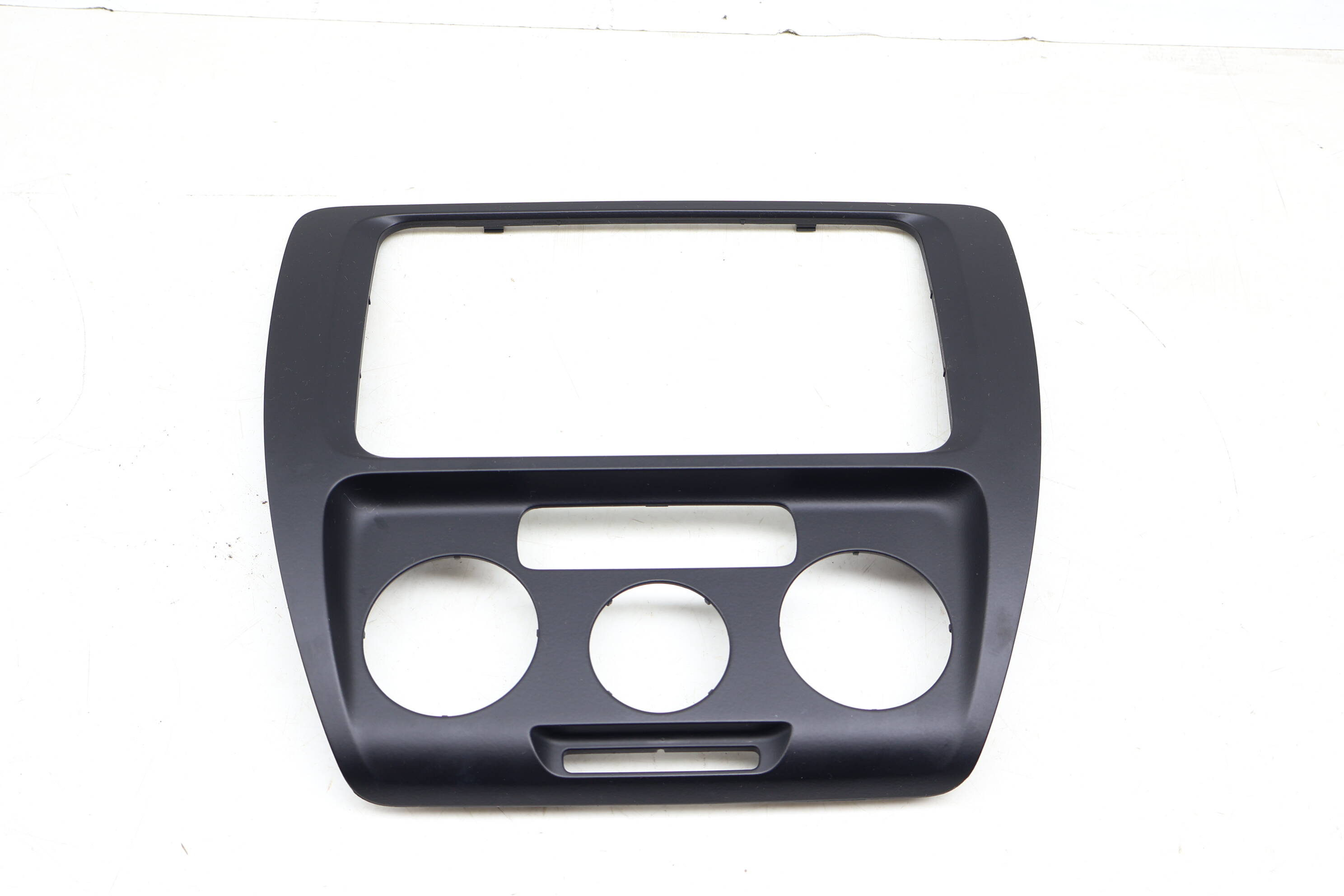 Dash Bezel / Trim / Frame 5C6858071