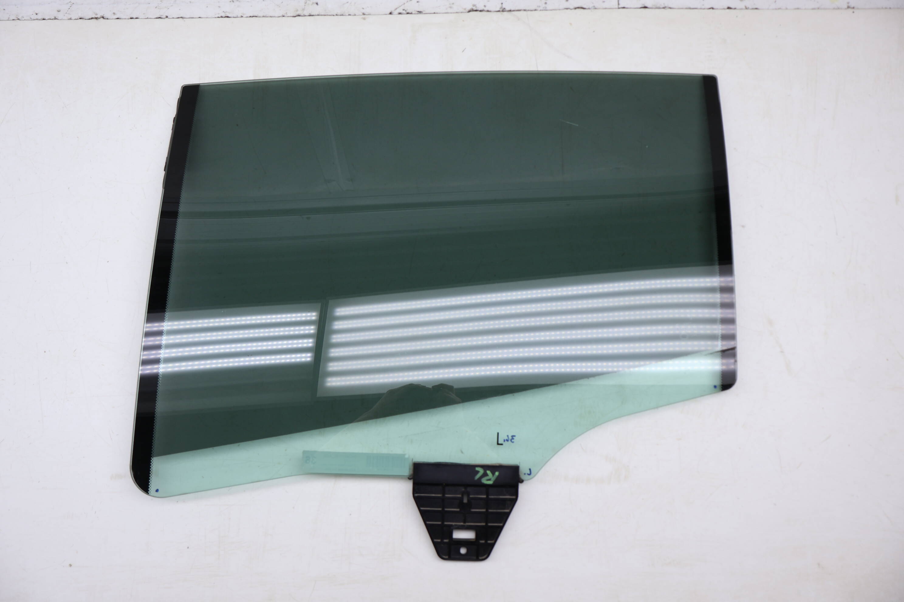 Door Window Glass 97054451106