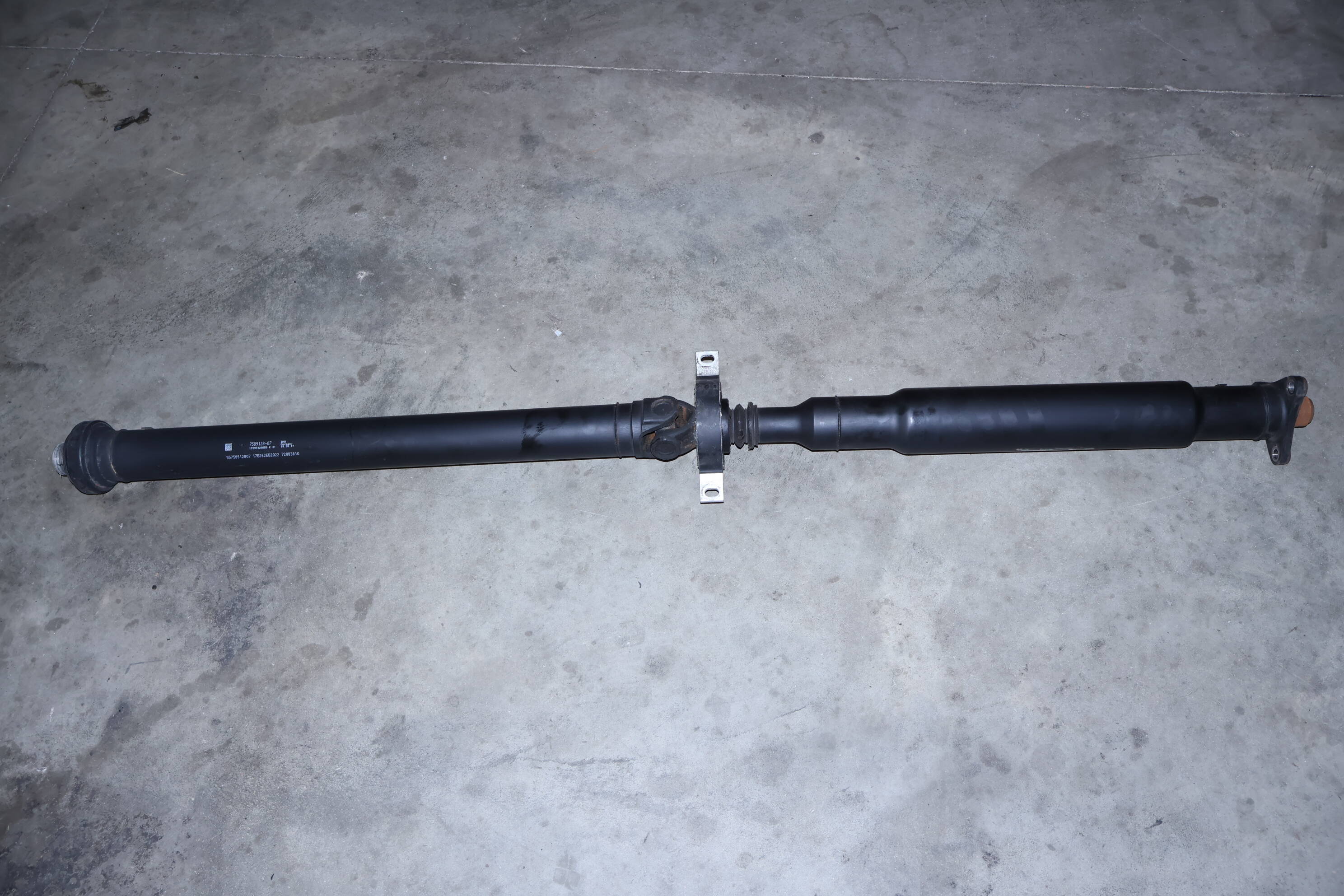 Driveshaft / Propeller Shaft 26107589128