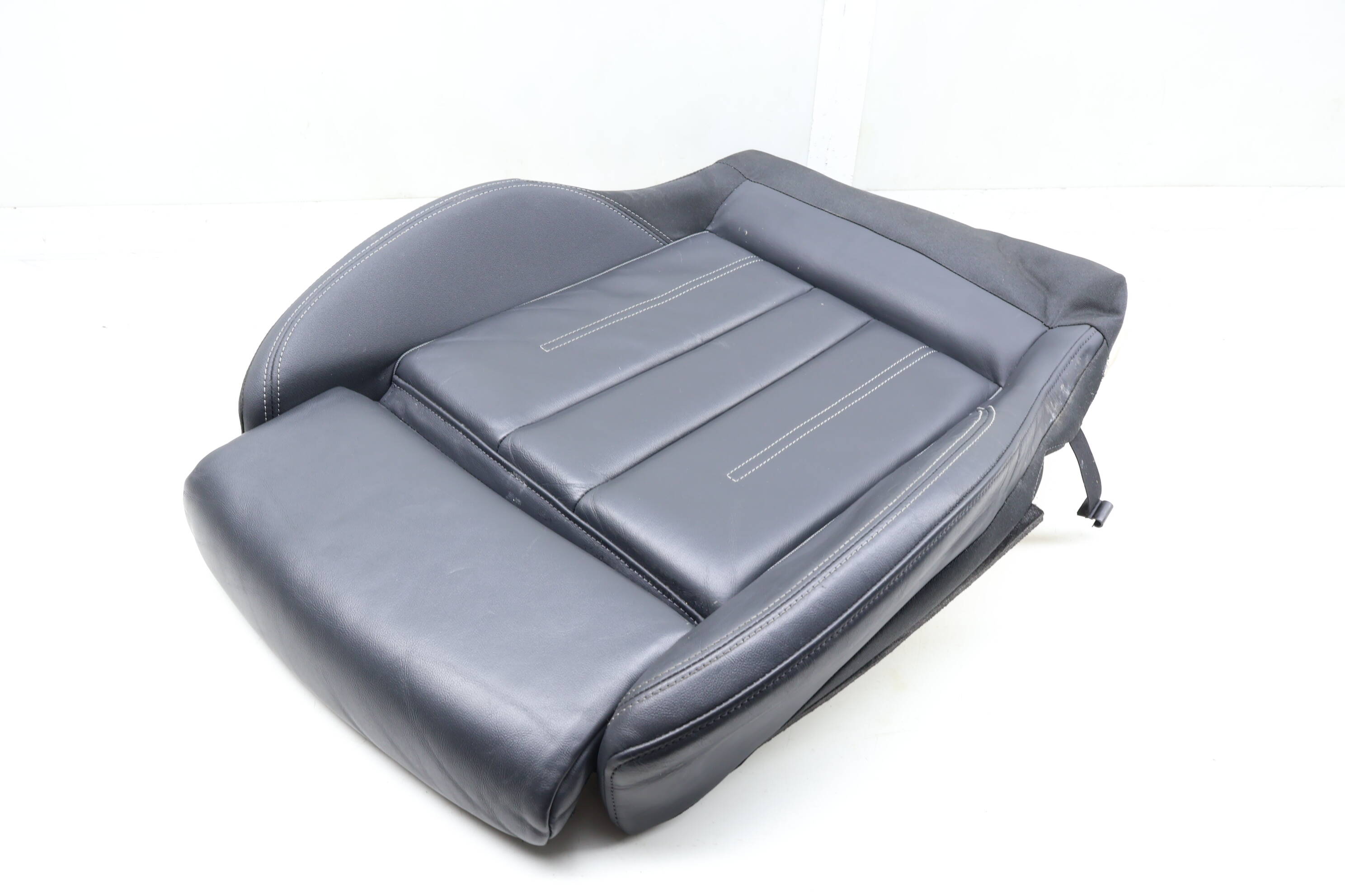 Seat Lower Bottom Cushion 8W0881405BC
