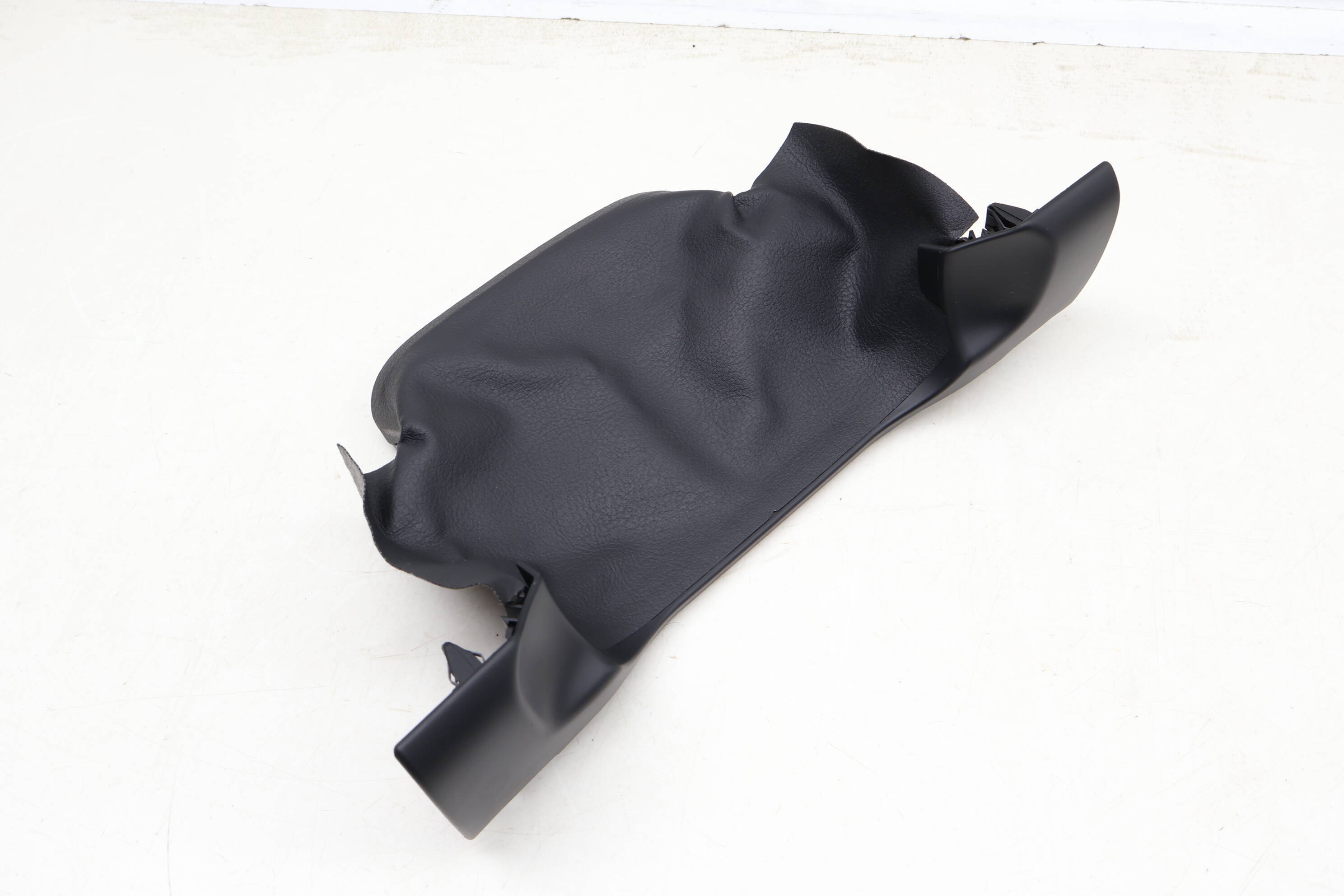 Steering Column Cover / Trim 8T0858345A