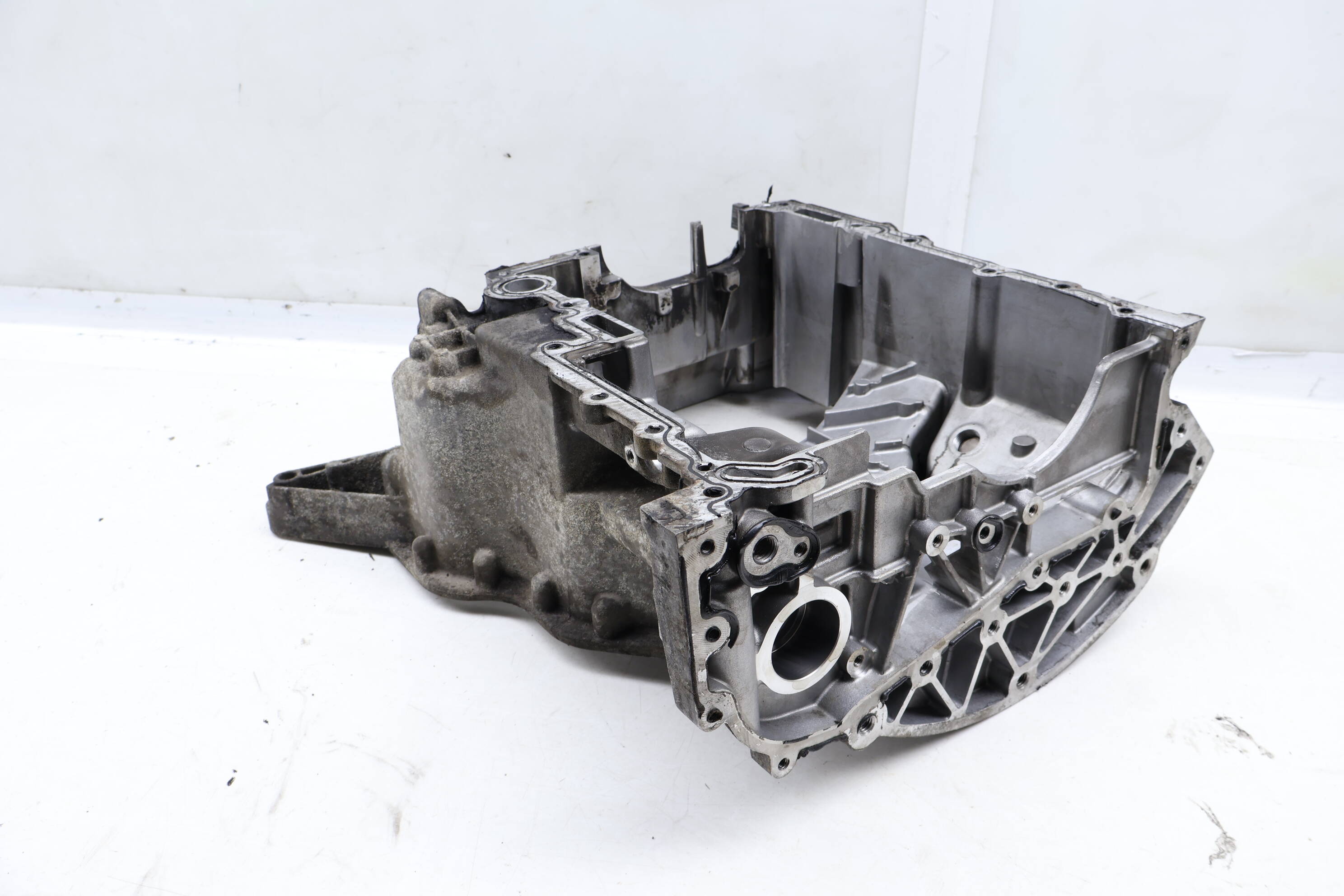 Upper Engine Oil Pan / Sump 059103603BK