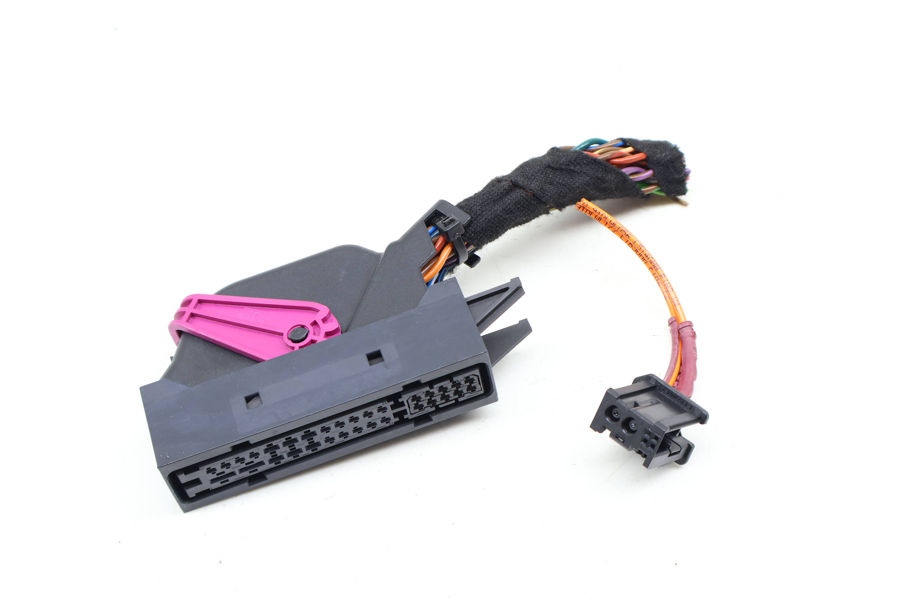 Stereo Amplifier / Amp Wiring Connector Pigtail (Harman/Becker)