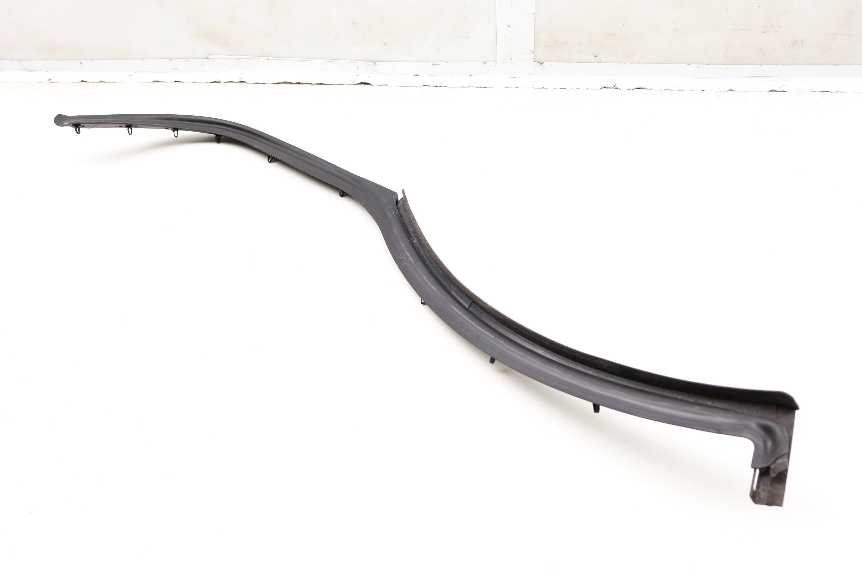 Outer Door Seal / Weather Stripping 95B839762B