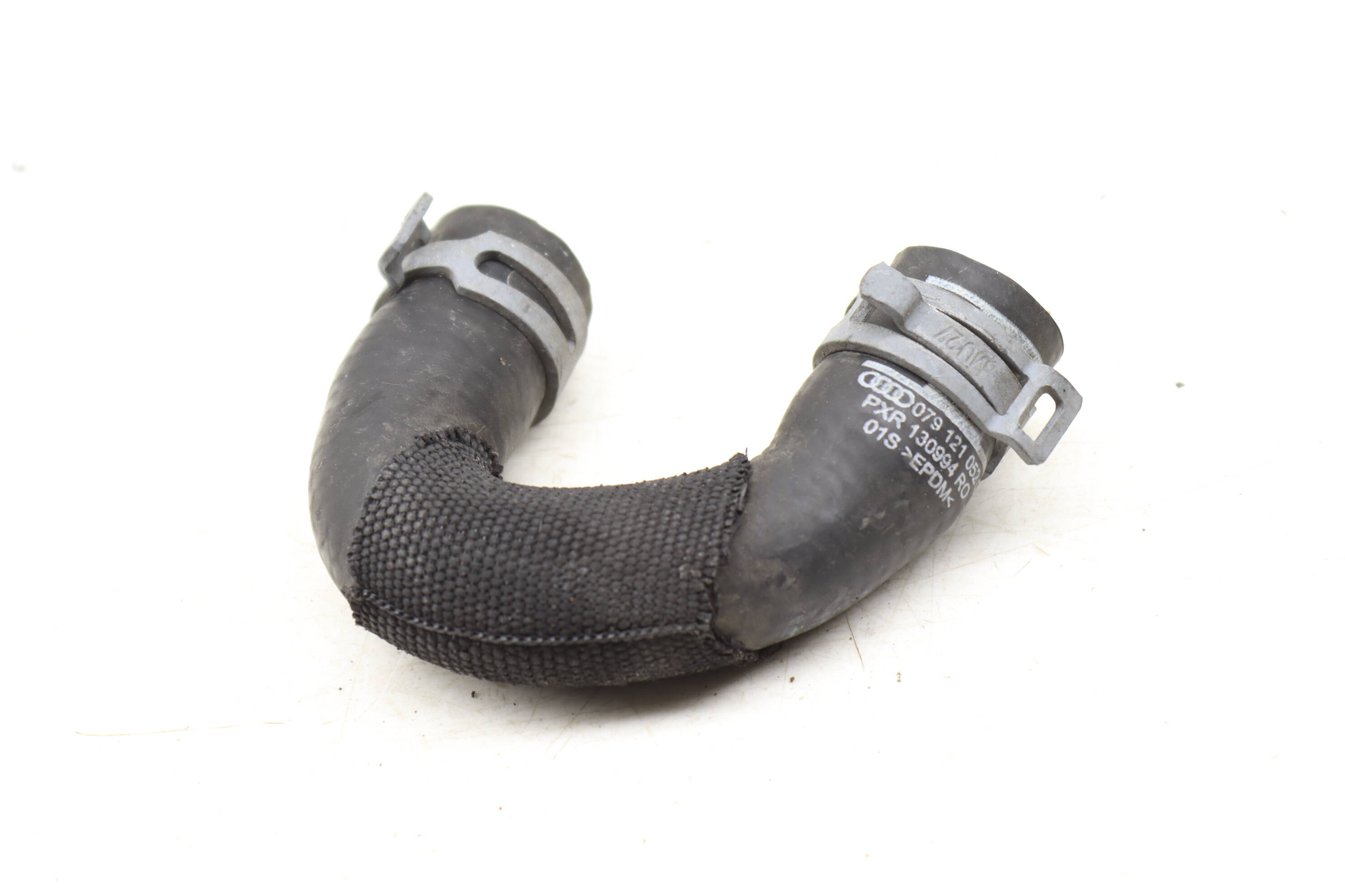 Coolant Hose / Line 079121052G