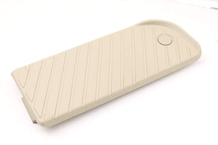 Dead Pedal / Foot Rest Cover 4M1864777A main product photo