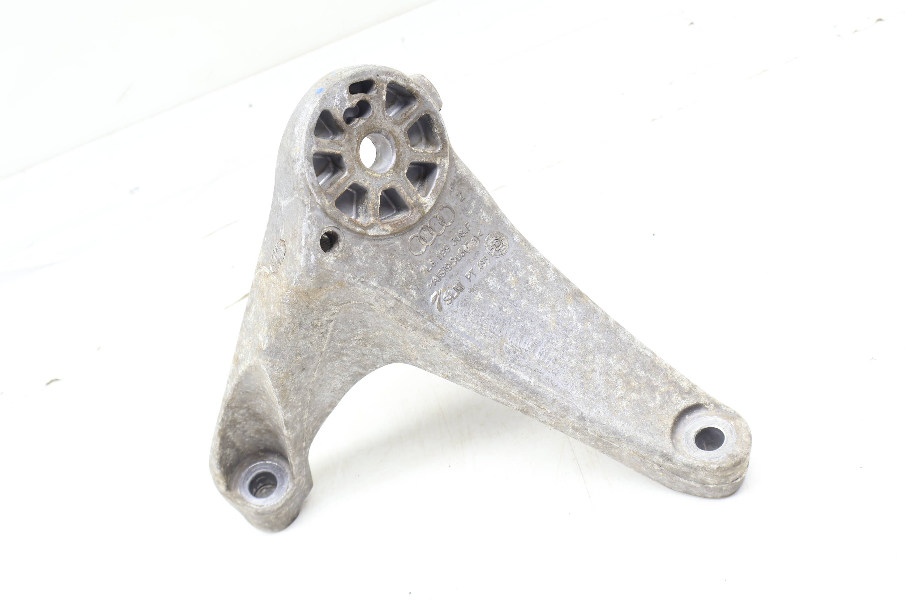 Engine Mount Bracket 7L8199308F