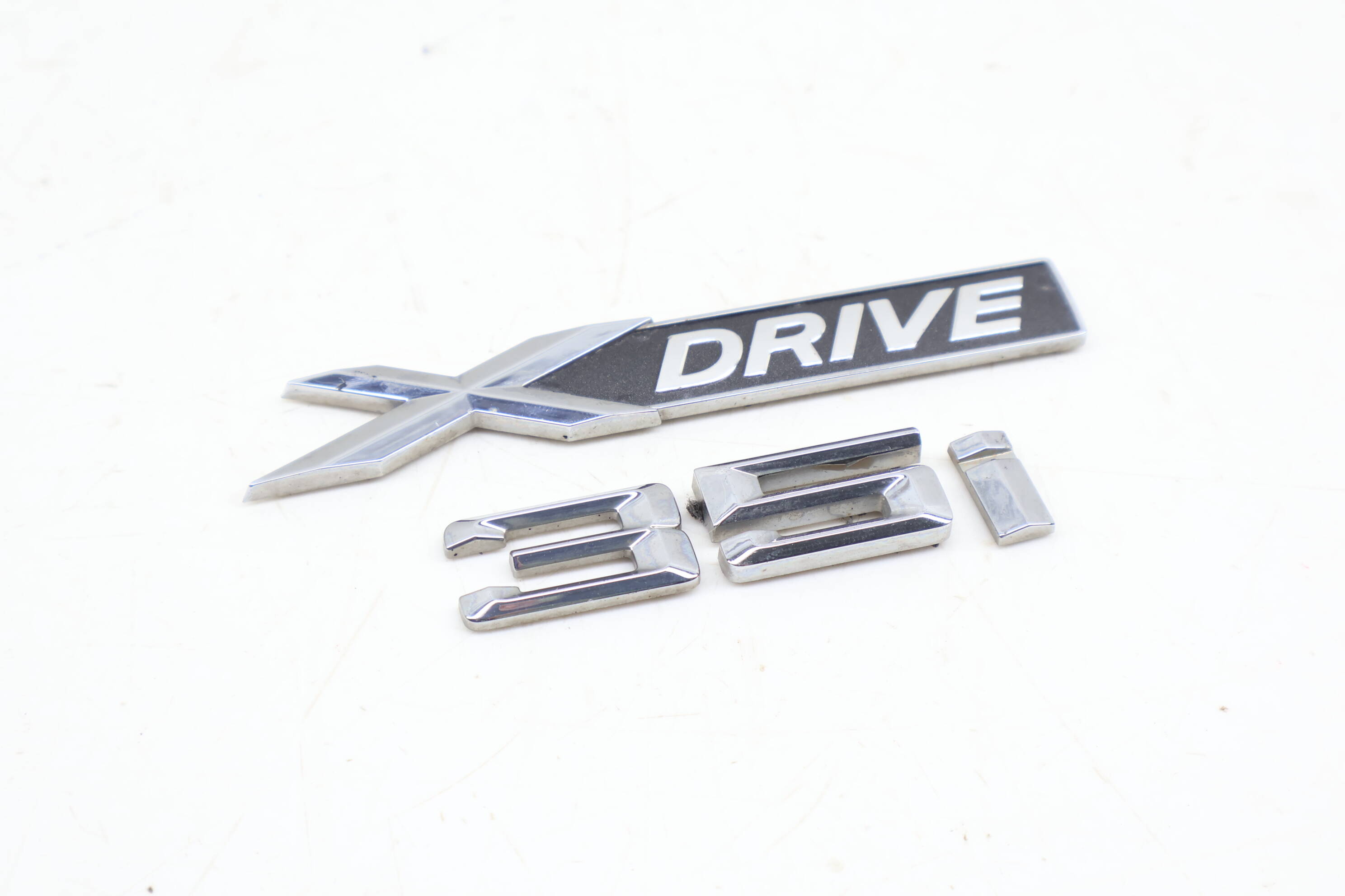 Door Emblem / Badge (Xdrive 35I) 51147248189