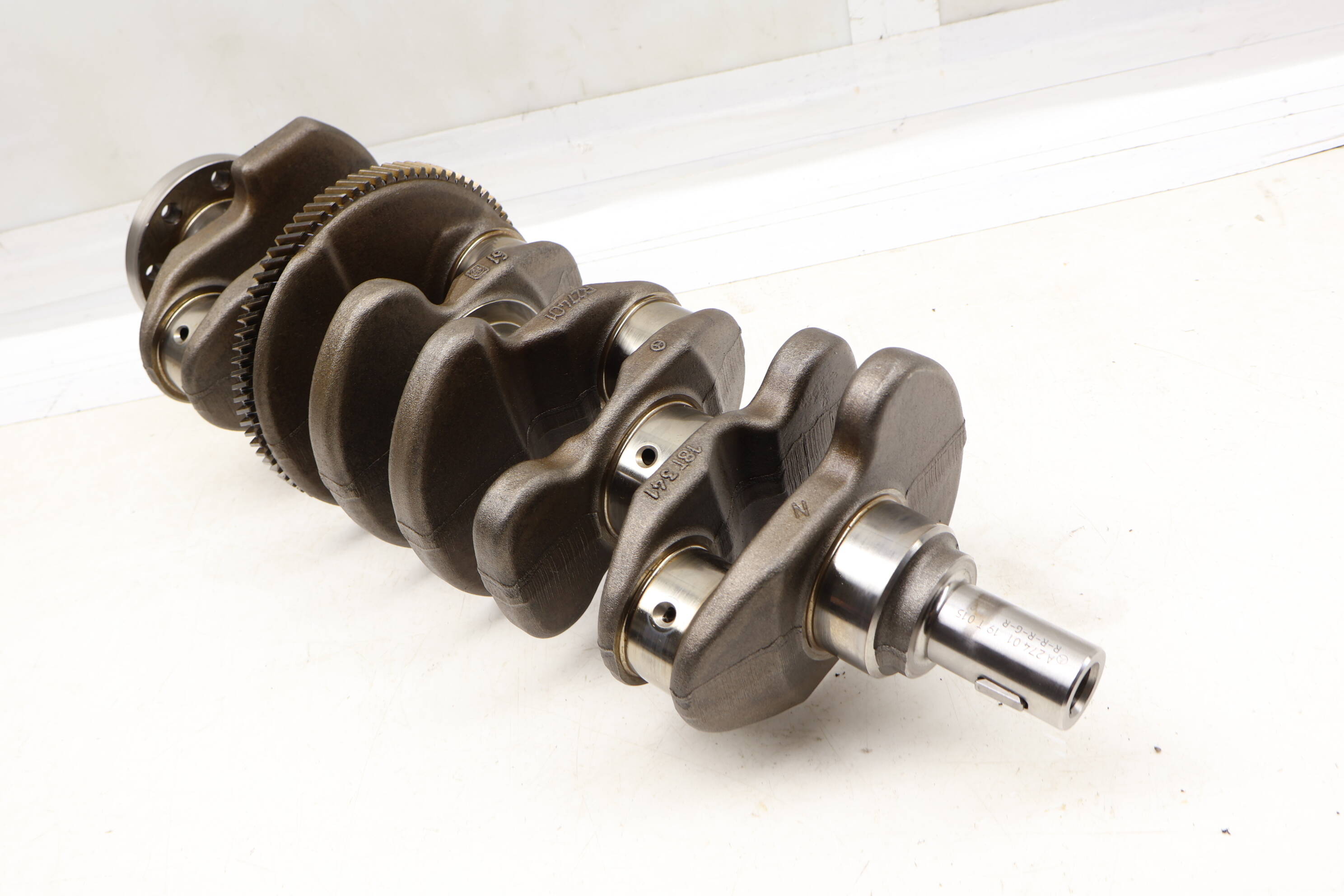 Crankshaft / Crank Shaft 2740300101