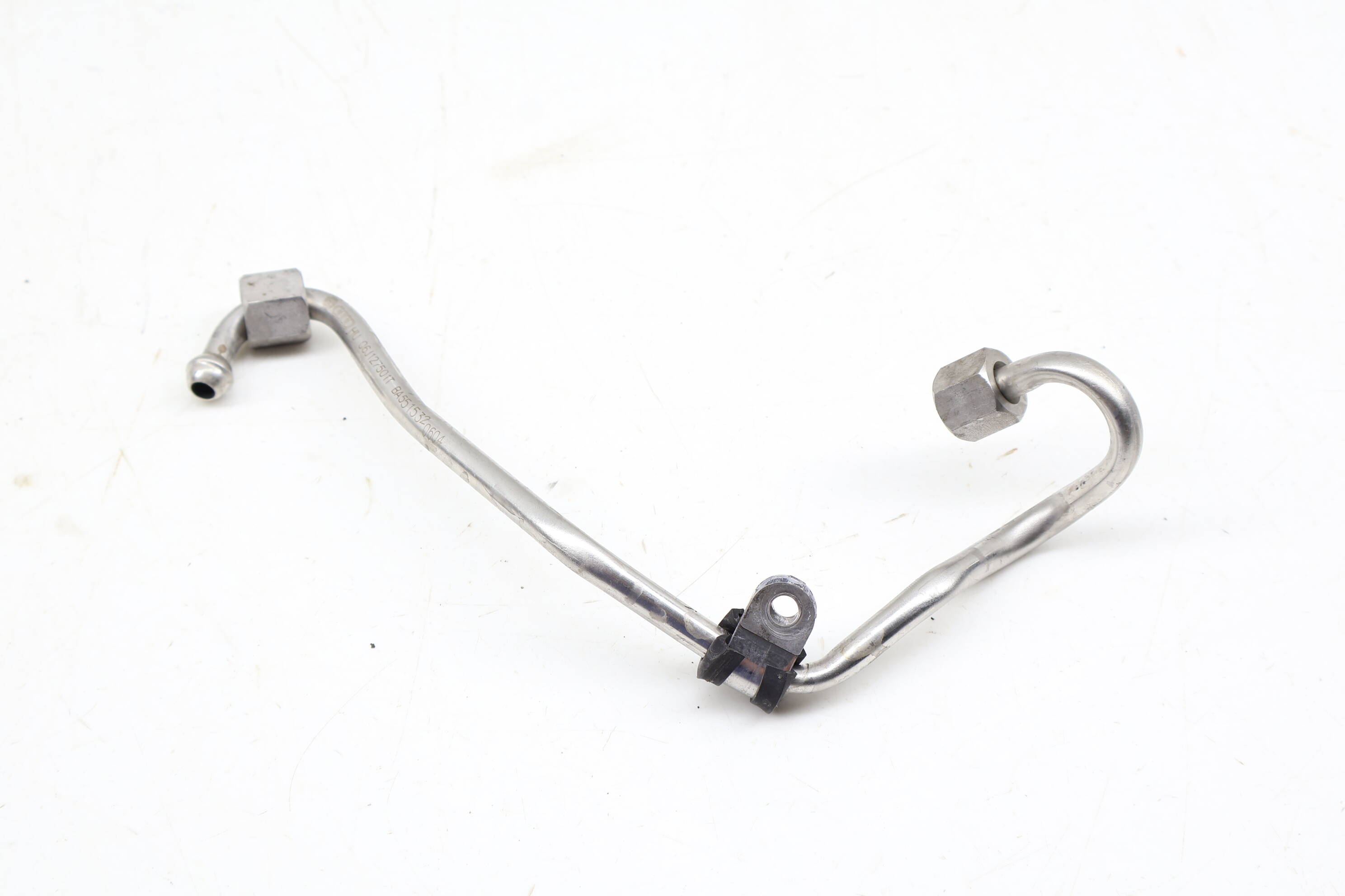 Fuel Line / Pipe 06J127501T