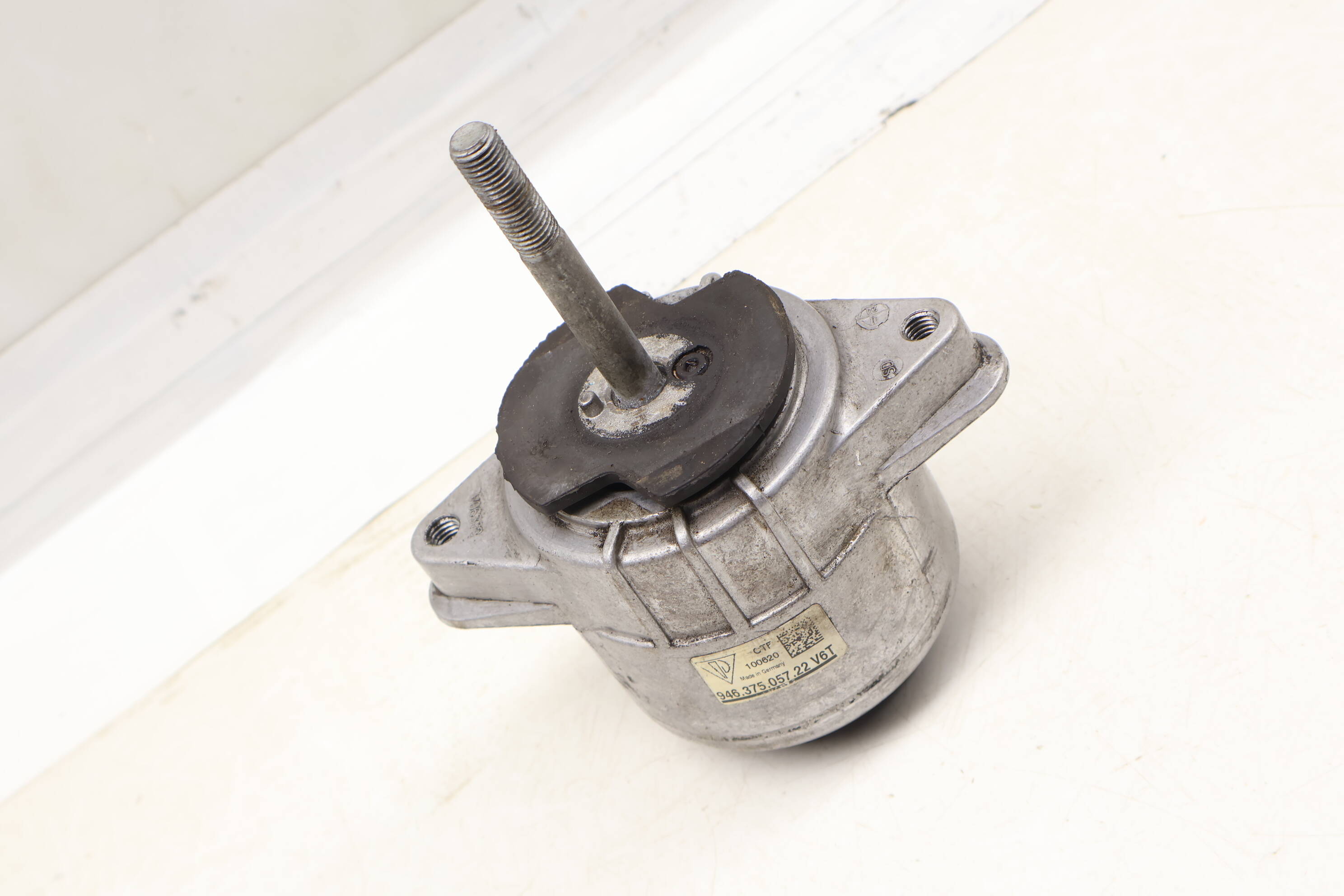 Hydraulic Engine / Motor Mount 94637505722