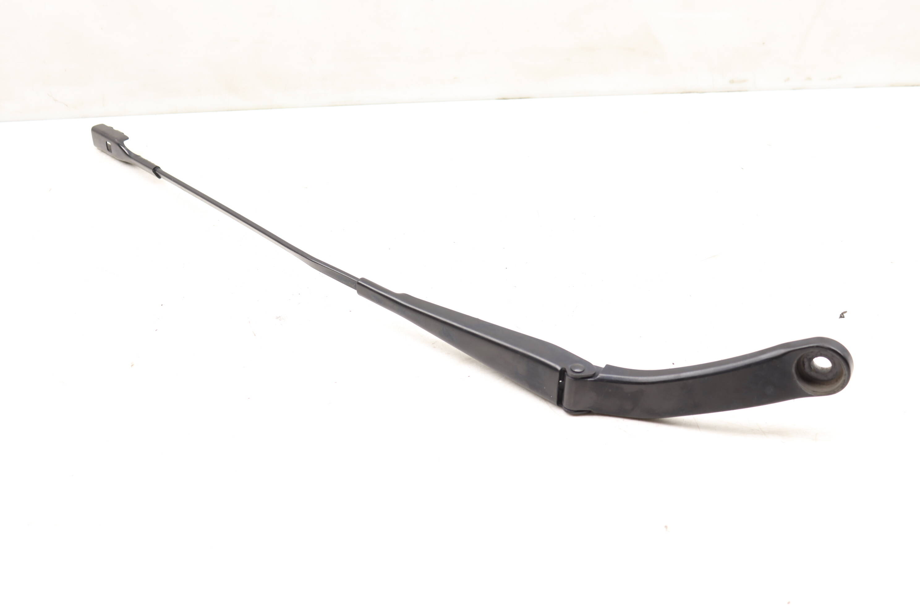 Windshield Wiper Arm 95B955408