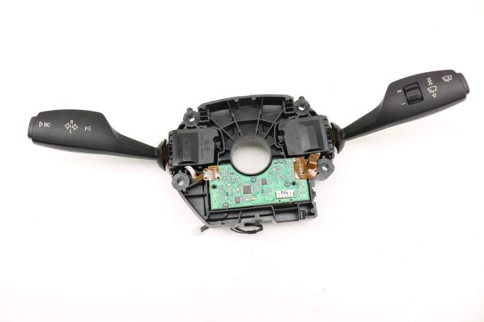 Steering Column Switch / Stalk Assembly 61319242285 main product photo