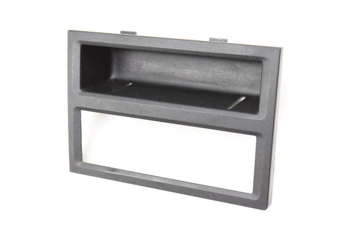 Dash Bezel / Trim 7D1820075A main product photo