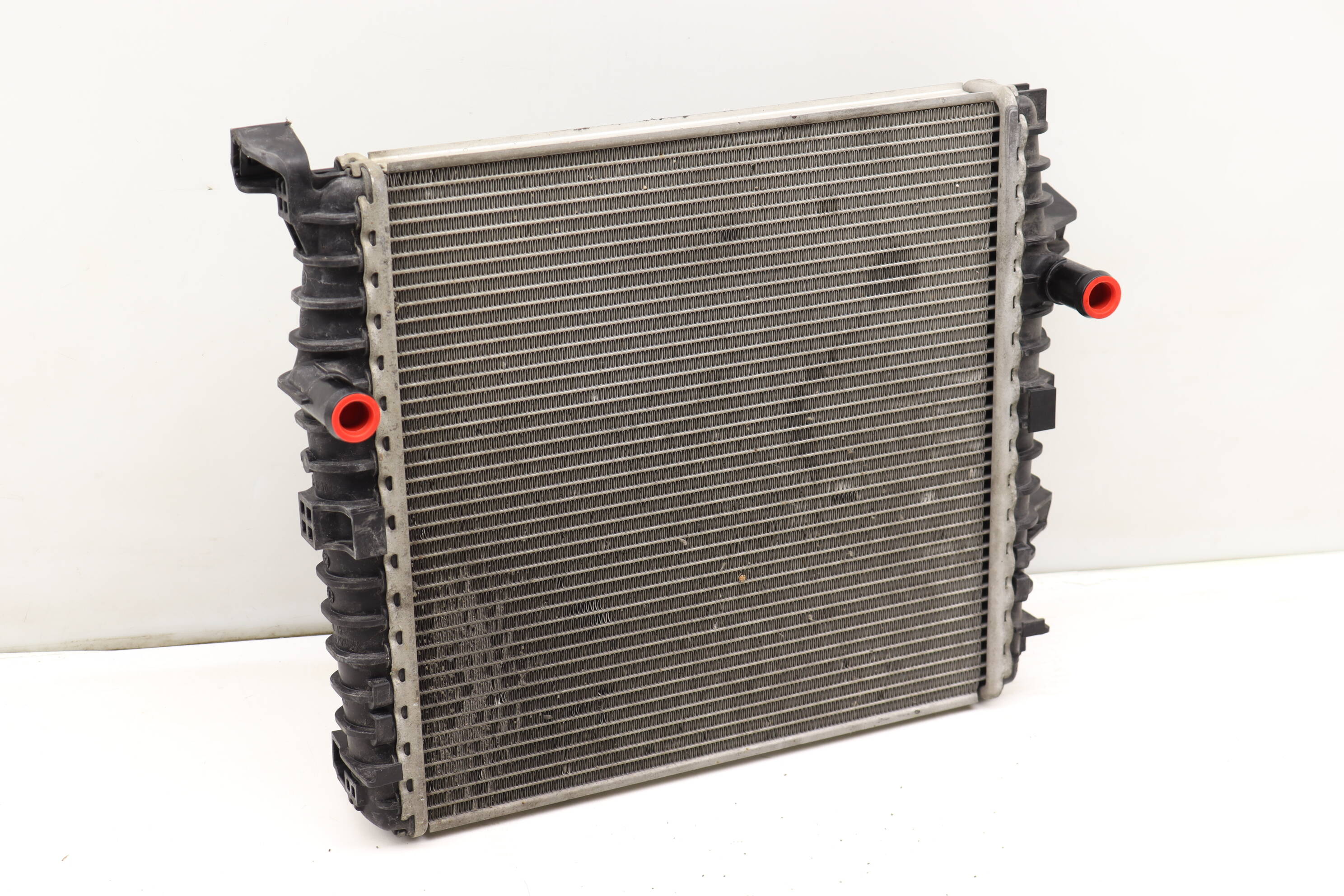 Auxiliary / Secondary Radiator 7P0121212E 95810621250