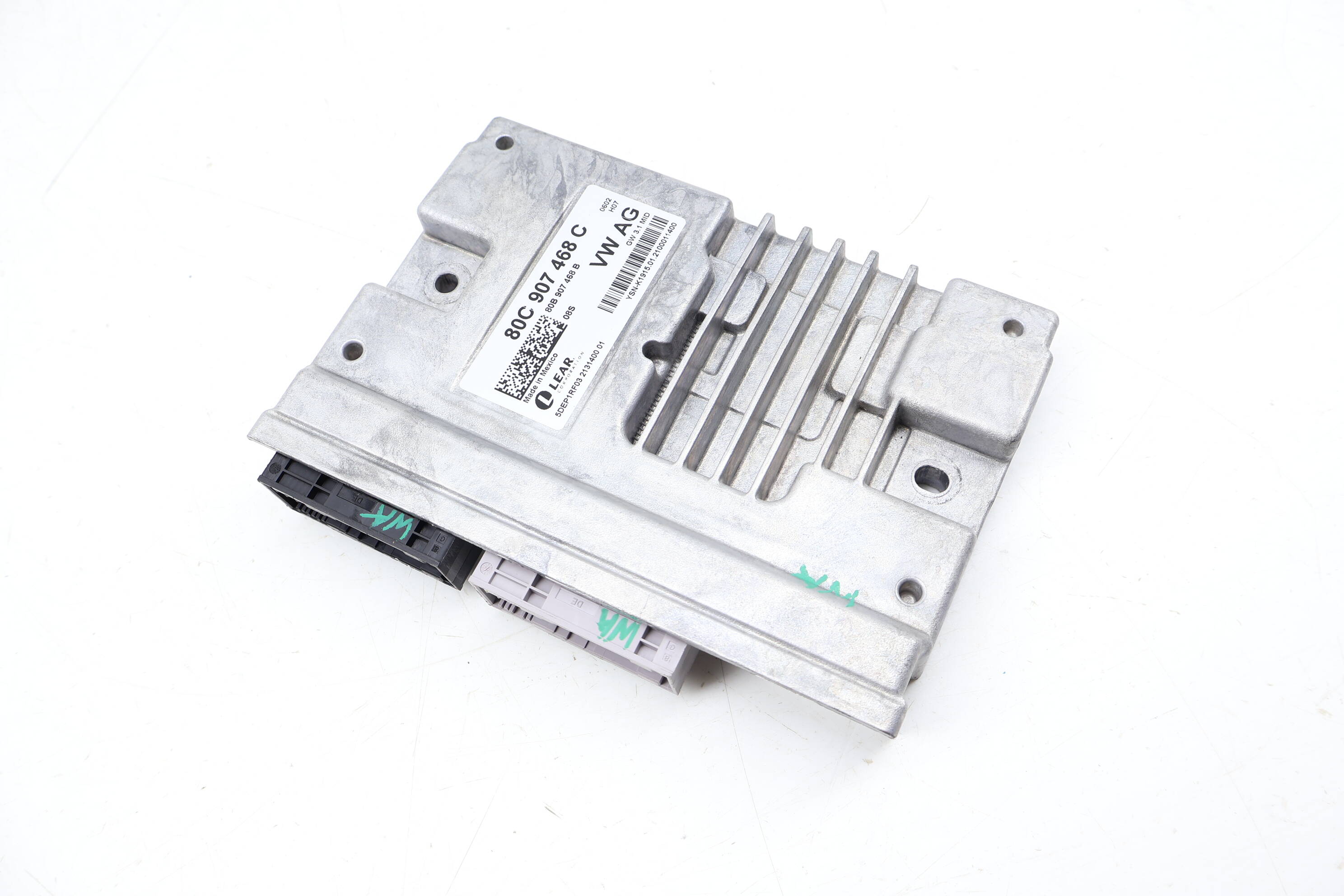 Gateway&#x20;&#x2F;&#x20;Data&#x20;Bus&#x20;Control&#x20;Module&#x20;80C907468C