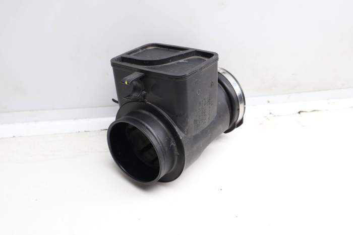 Air Intake Hose / Duct 06E129616C main product photo