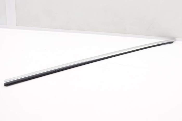 Door Window Slot Seal / Trim 8W8853283 main product photo