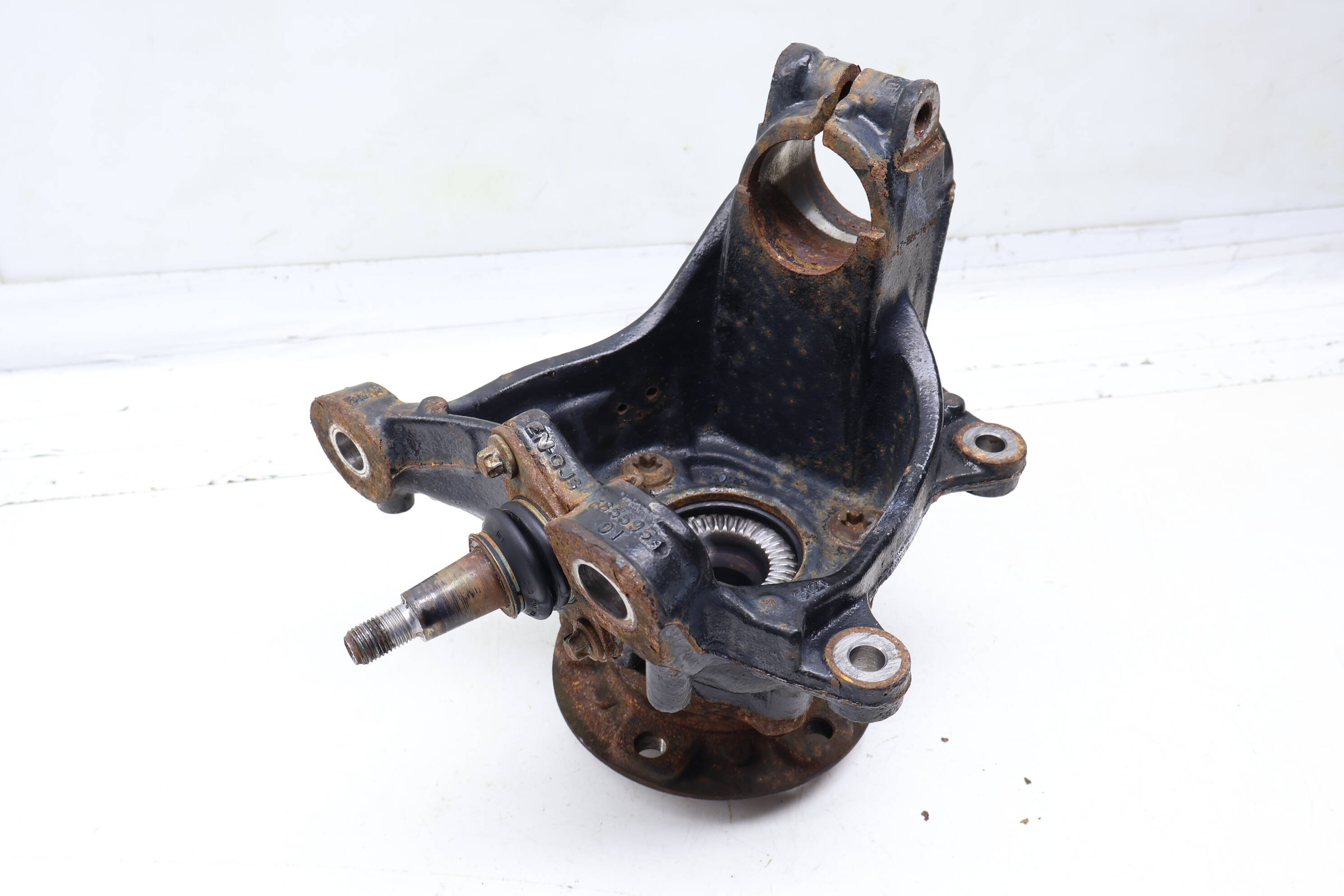 Spindle Knuckle W/ Wheel Bearing 31216855954