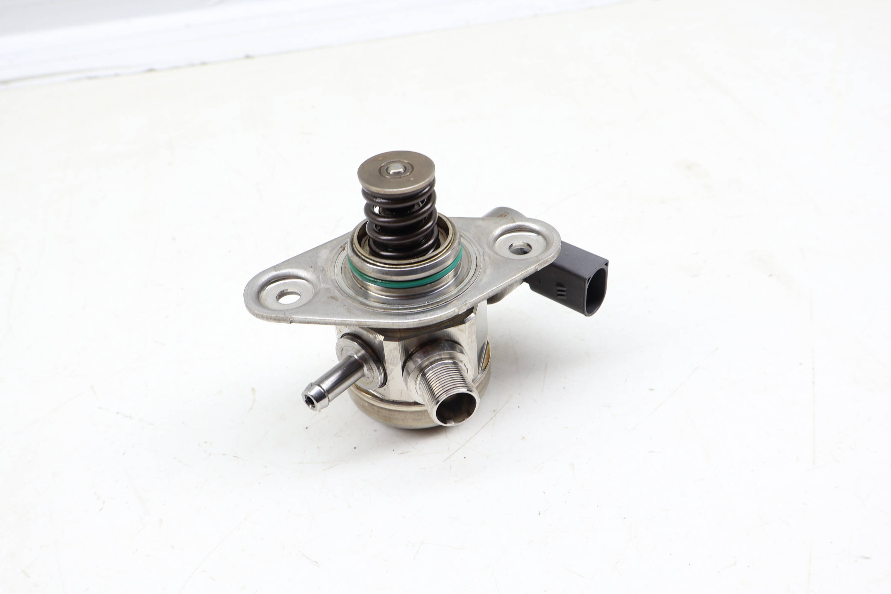 High Pressure Fuel Pump / Hpfp 2740700501