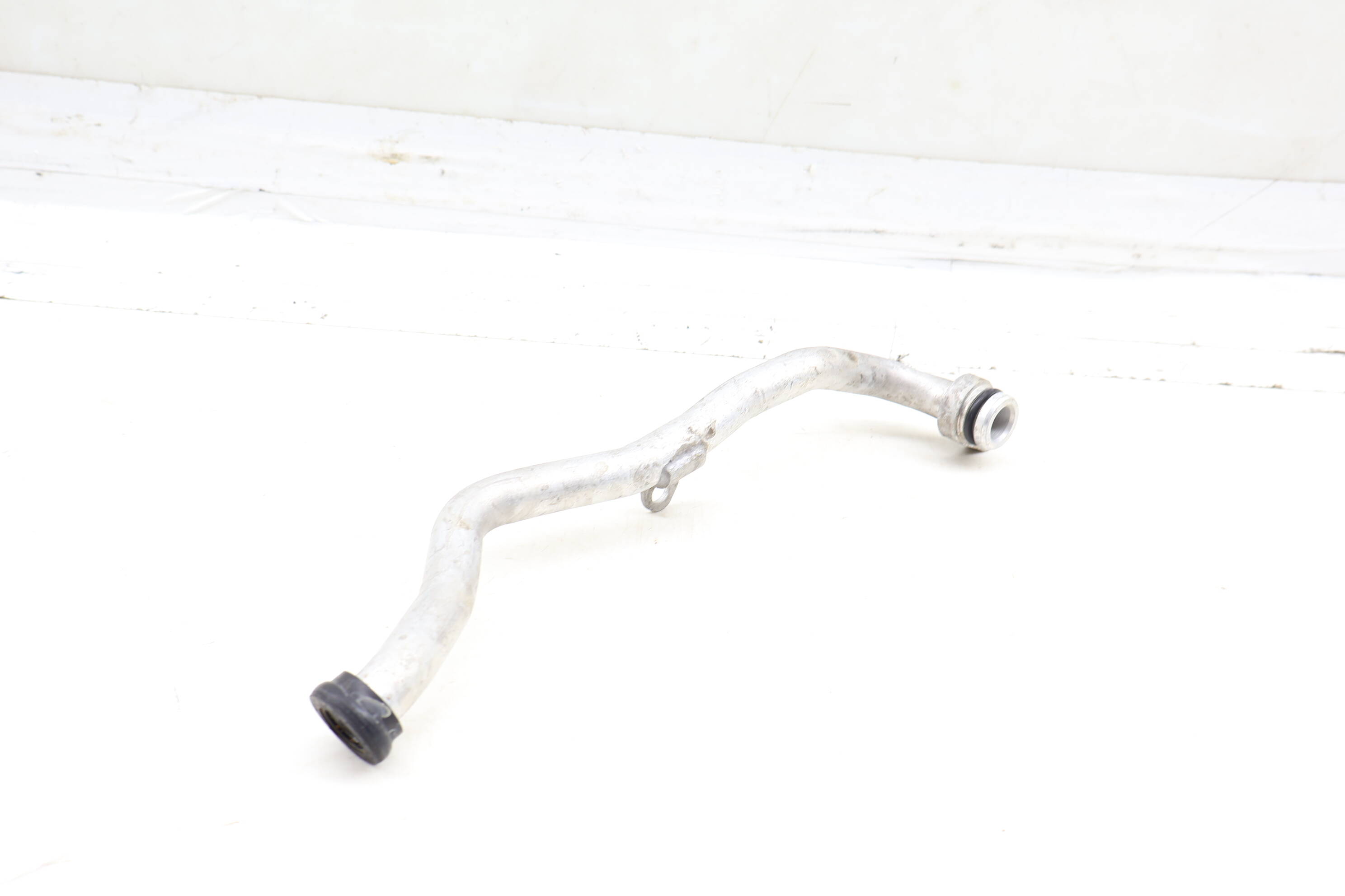 Coolant Tube / Line / Pipe 06M121083J