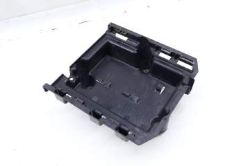 Ecu / Engine Module Holder Bracket 4M0907650A Ecu / Engine Module Holder Bracket 4M0907650A