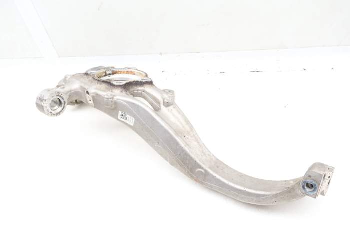 Spindle Knuckle / Wheel Bearing Housing 4M0407242J main product photo