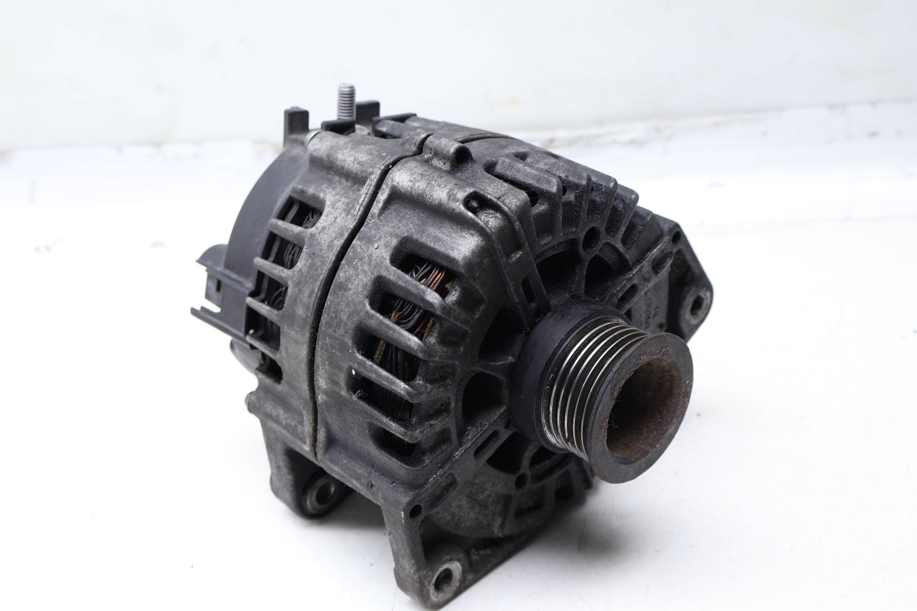 Alternator (180 Amp) 0141540902