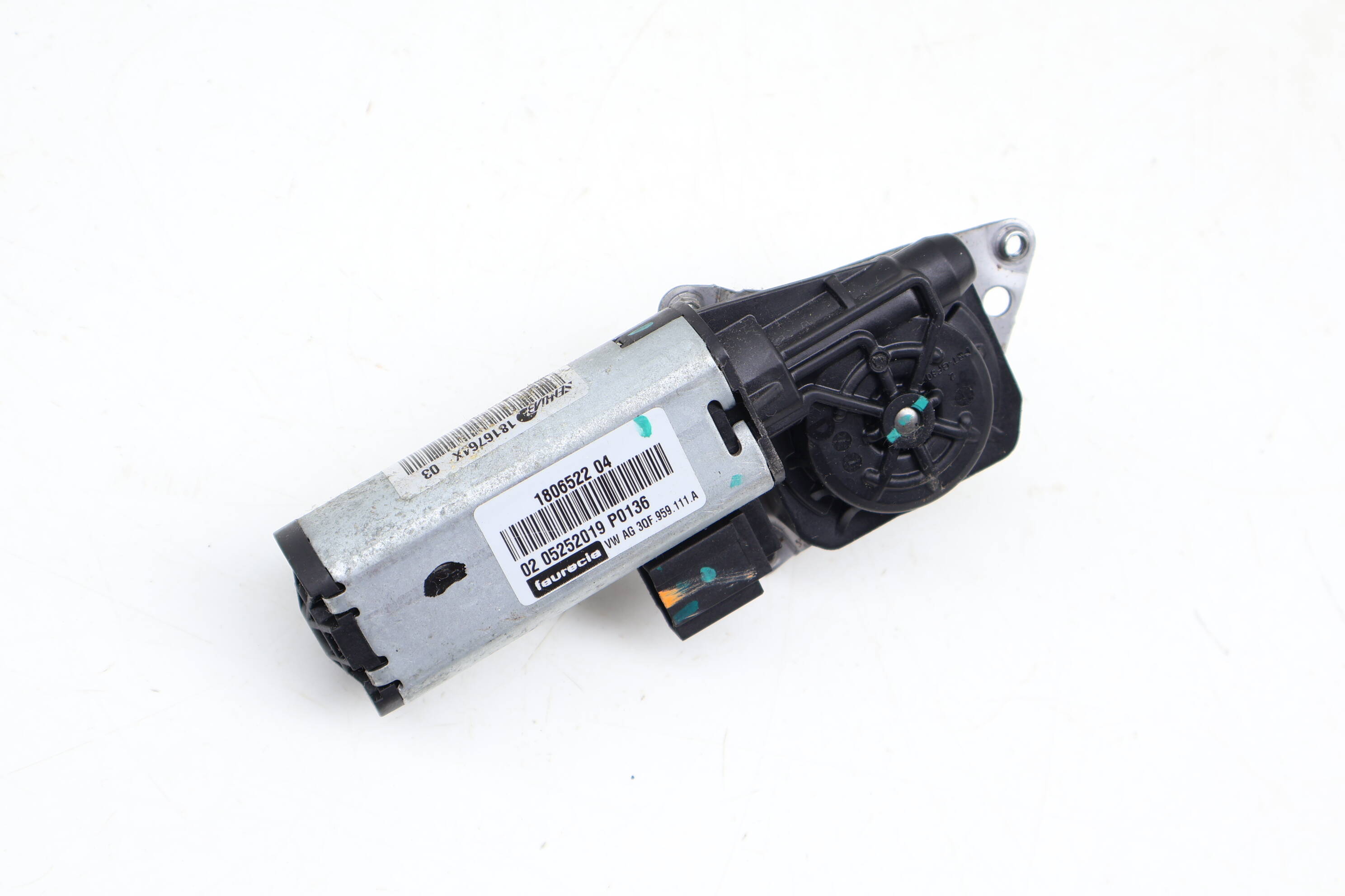 Rear Tilt / Height Seat Motor 3QF959111A