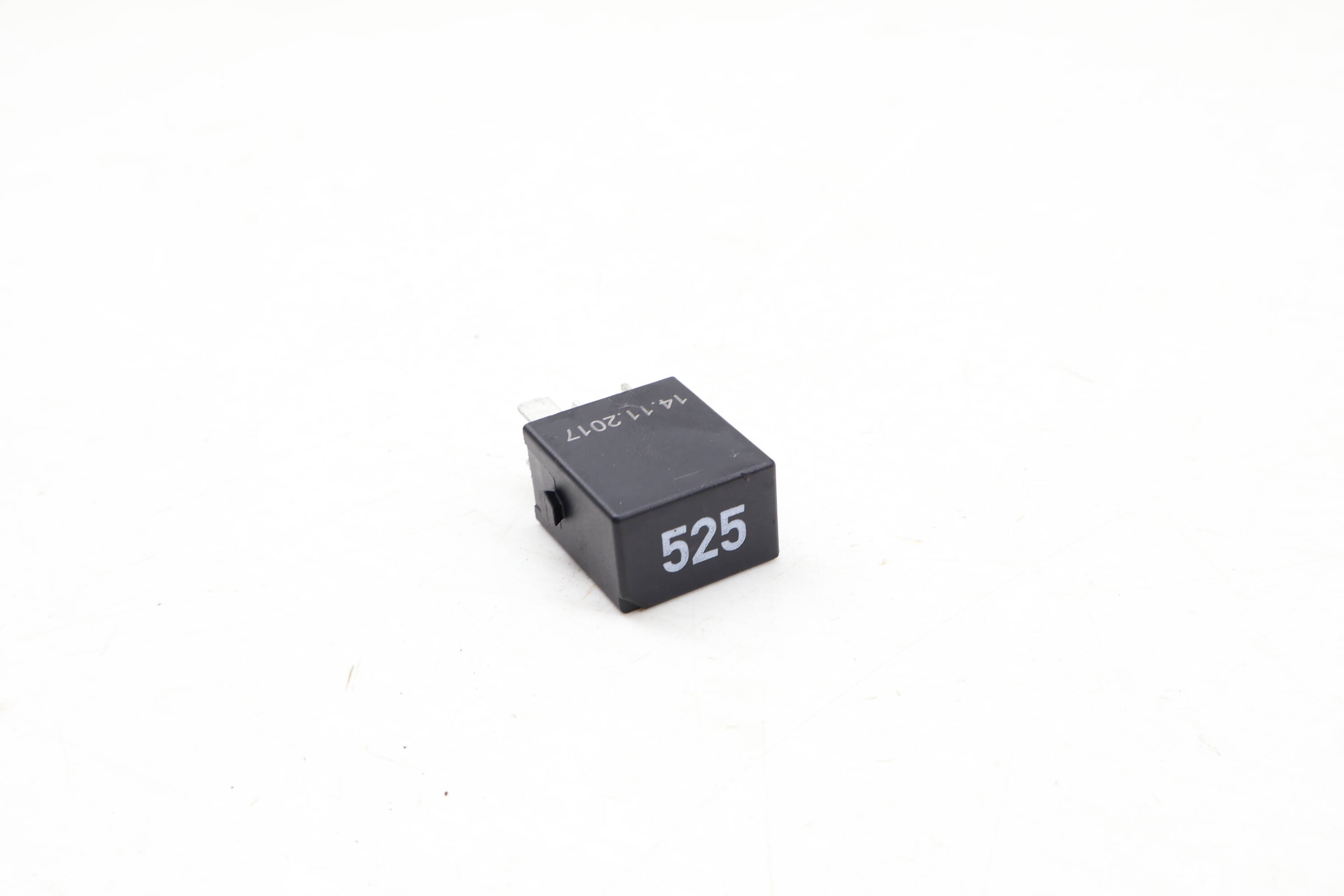 Relais 525 3Q0 951 253 4 Enfichable - Pièce Auto électronique - Remplacement Direct