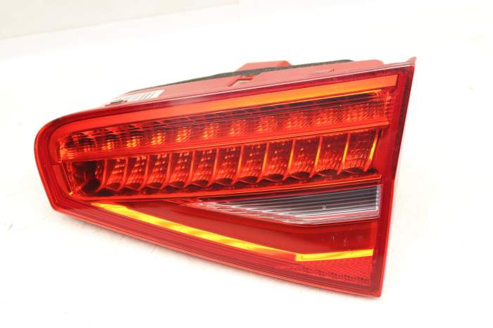 Inner Led Tail Light / Lamp 8K5945094AD main product photo