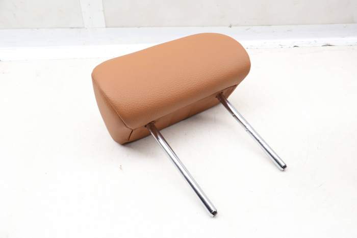 Seat Headrest / Head Rest 52203410353 main product photo