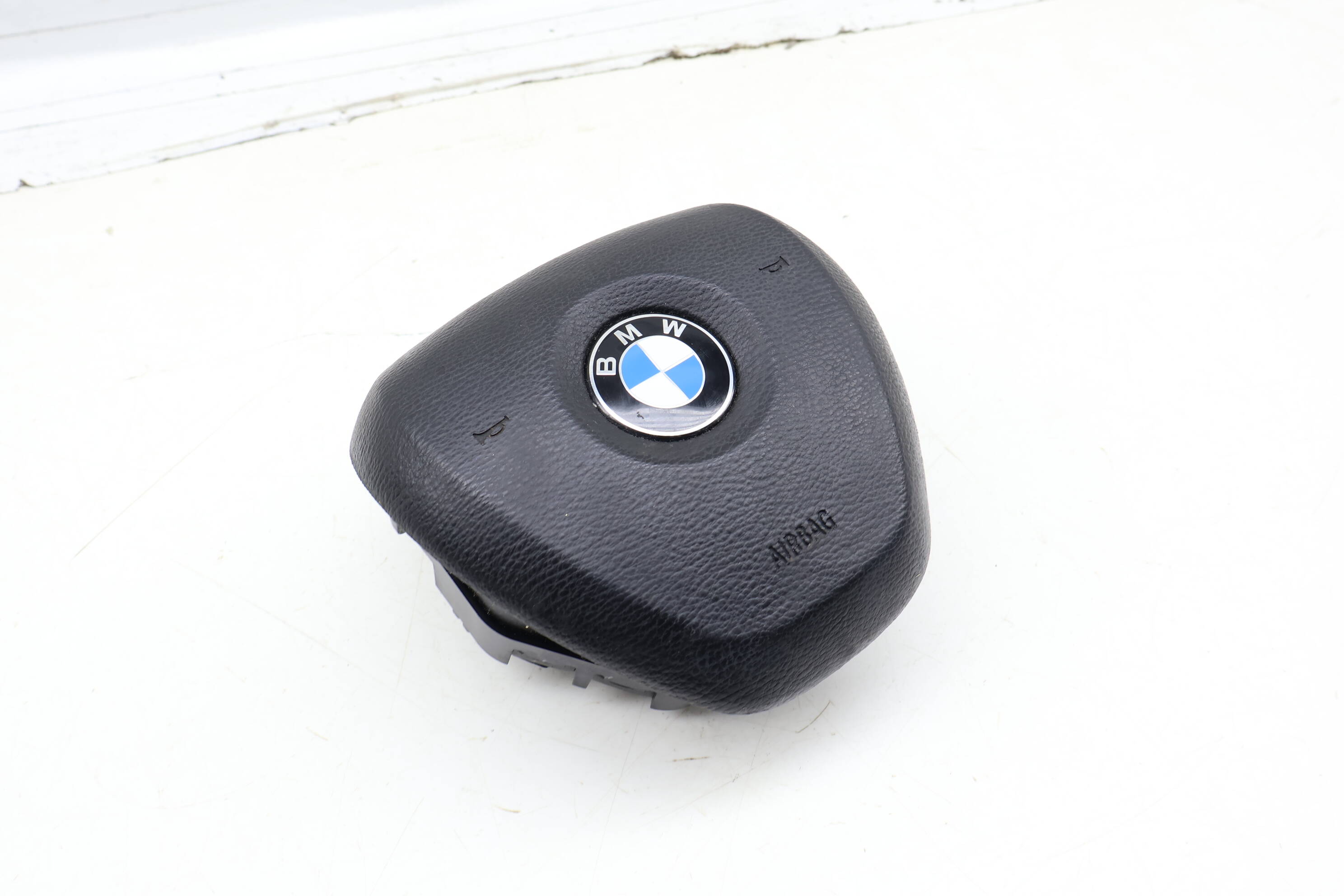 Steering Wheel Airbag / Air Bag 32306868413