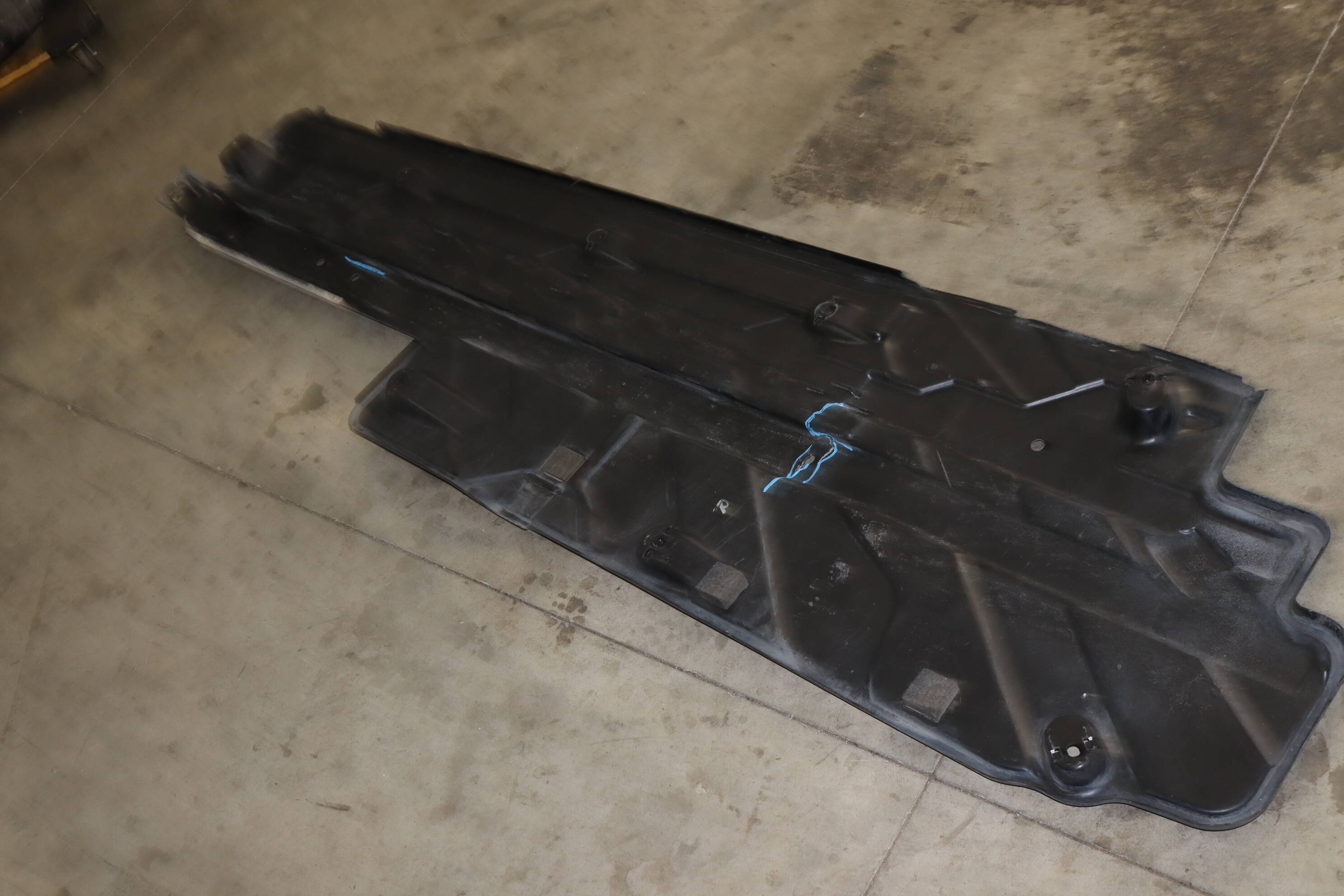 Underbody Panel / Shield 2046808708
