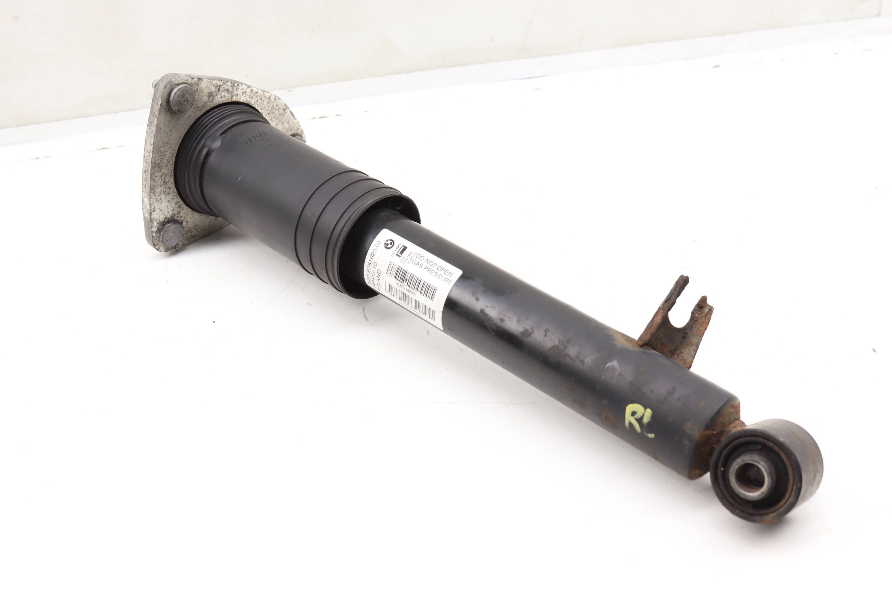 Strut / Shock Absorber 33526781925