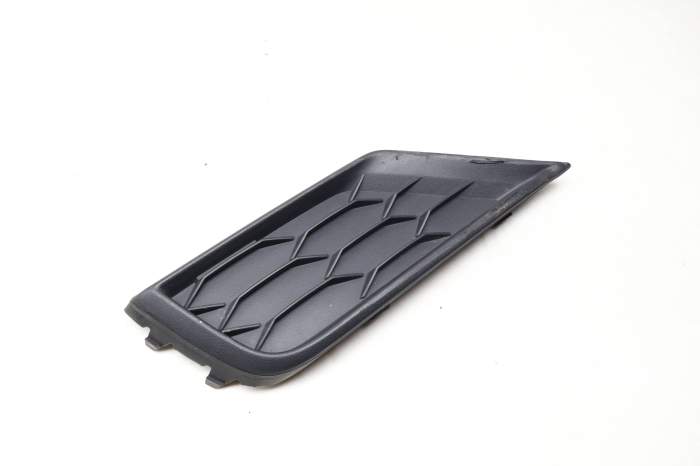 Lower Bumper Grille 5NN853665 main product photo