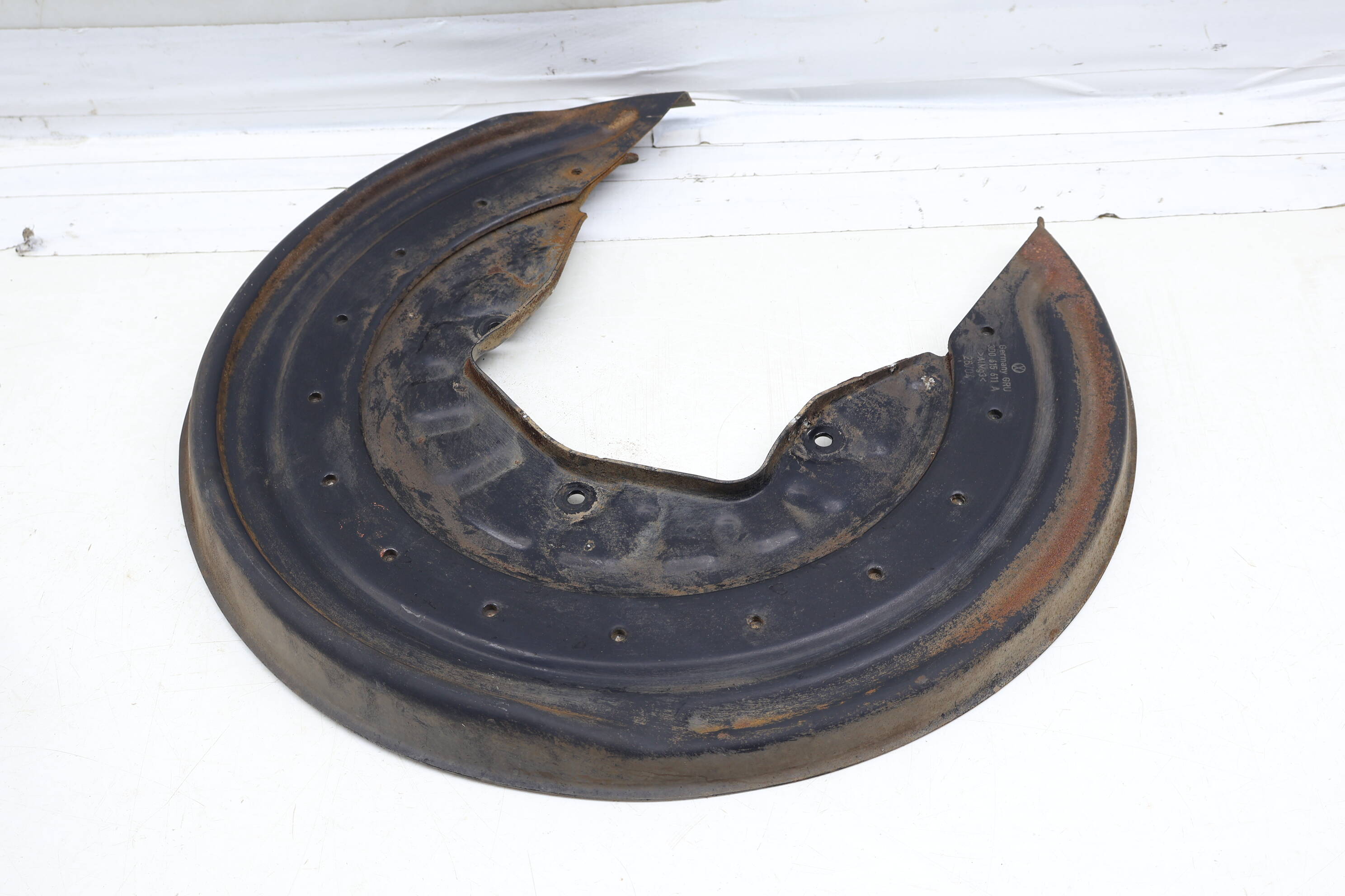 Brake Dust / Splash Shield 3D0615611A