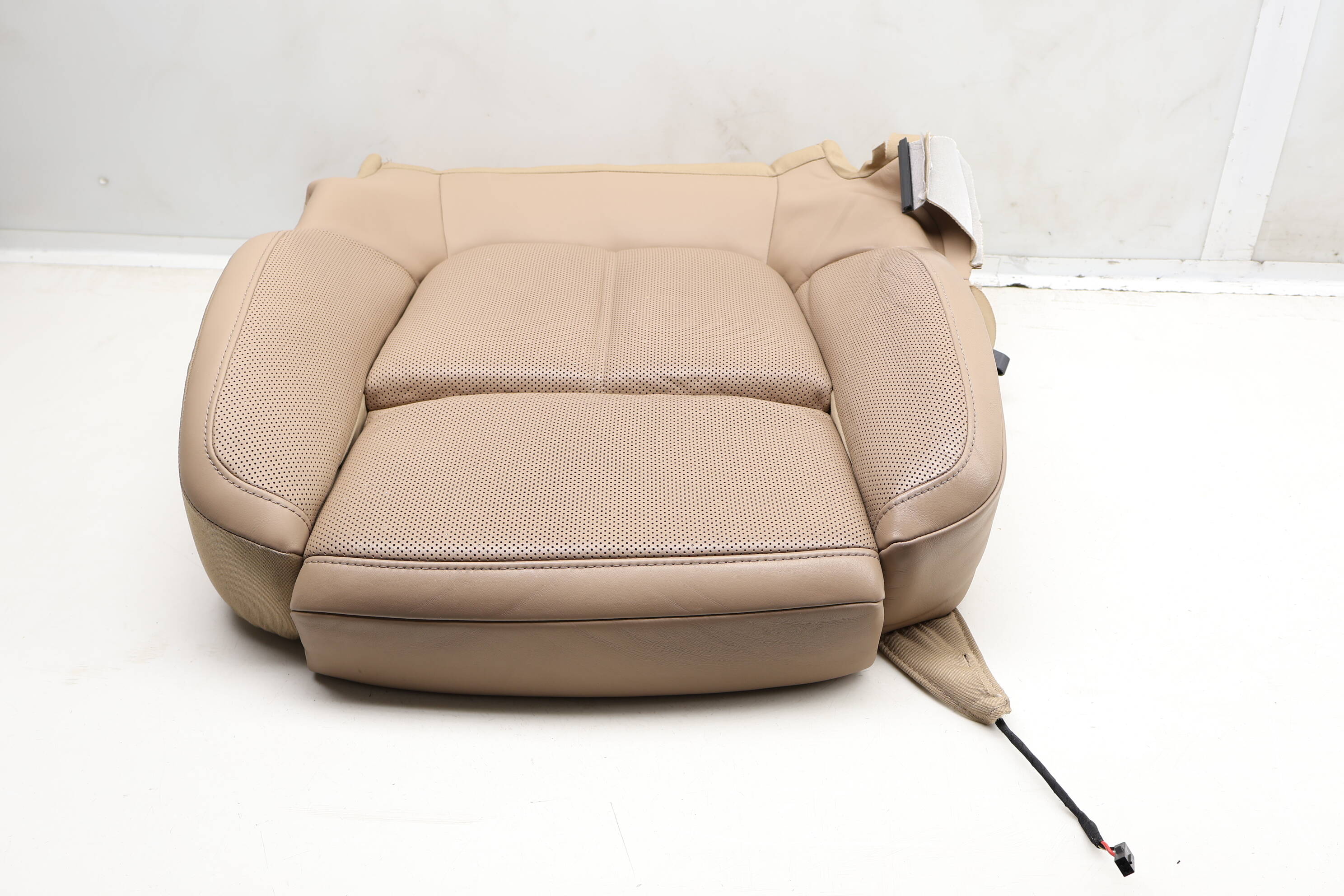 Lower Seat Bottom Cushion (Leather) 95B881405BH