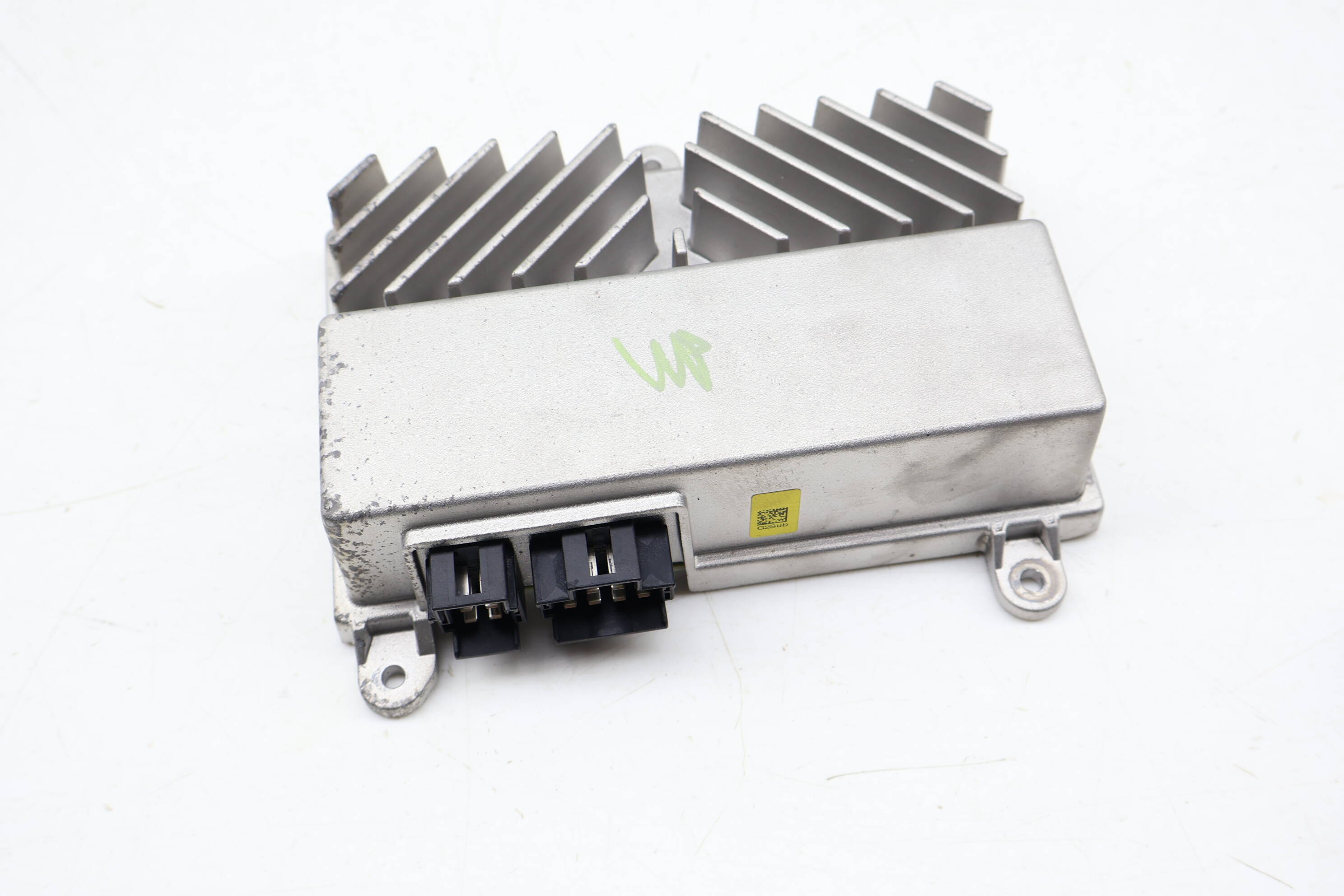 Subwoofer / Bass Box Speaker Amplifier (Burmester) 9J1035481A