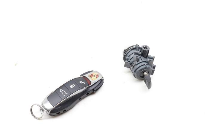Lock Switch / Cylinder W/ Key 95B898375E main product photo
