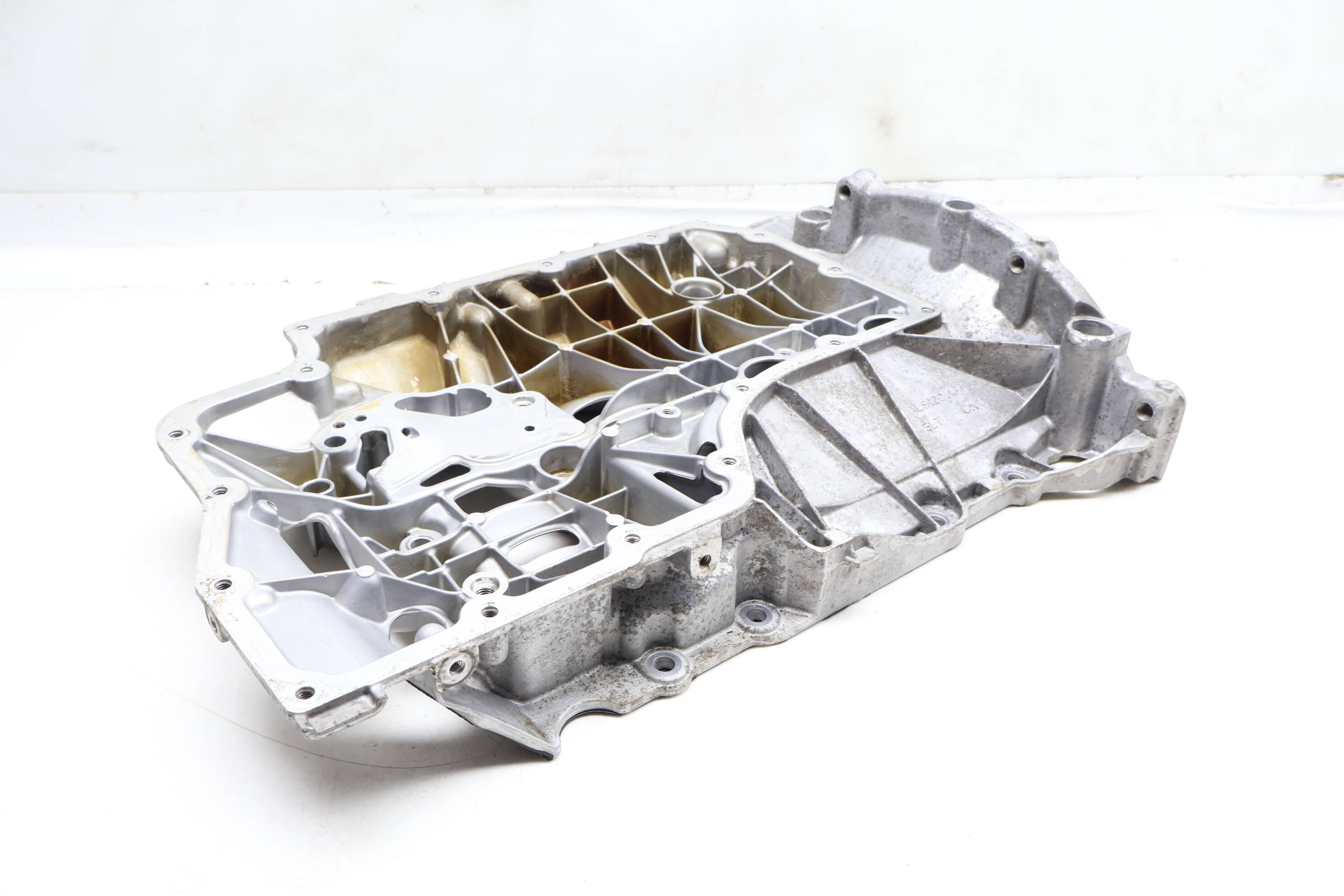 Upper Engine Oil Pan / Sump 06L103603AQ