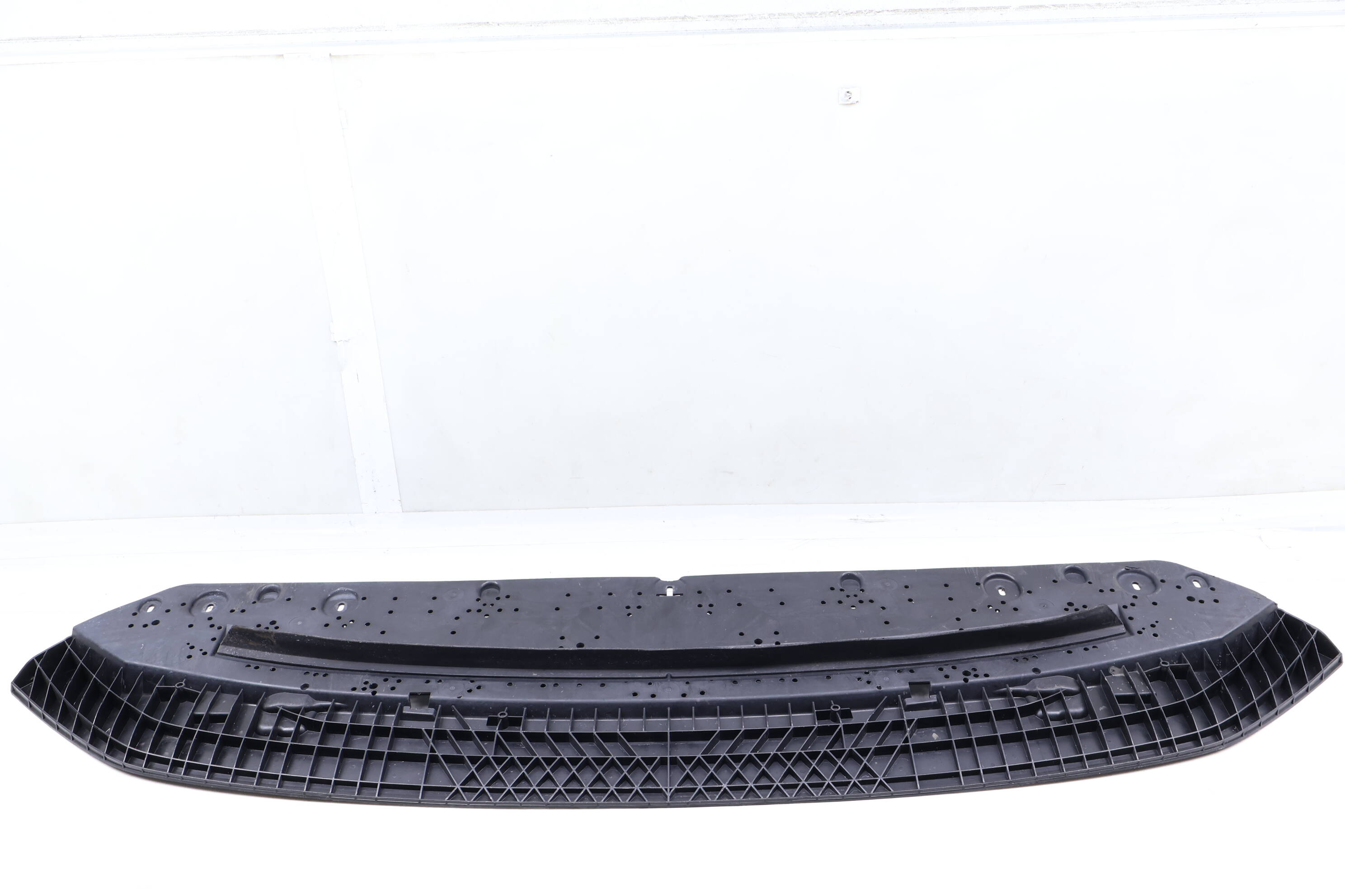 Lower Bumper Cover Plate / Panel 8W6807611