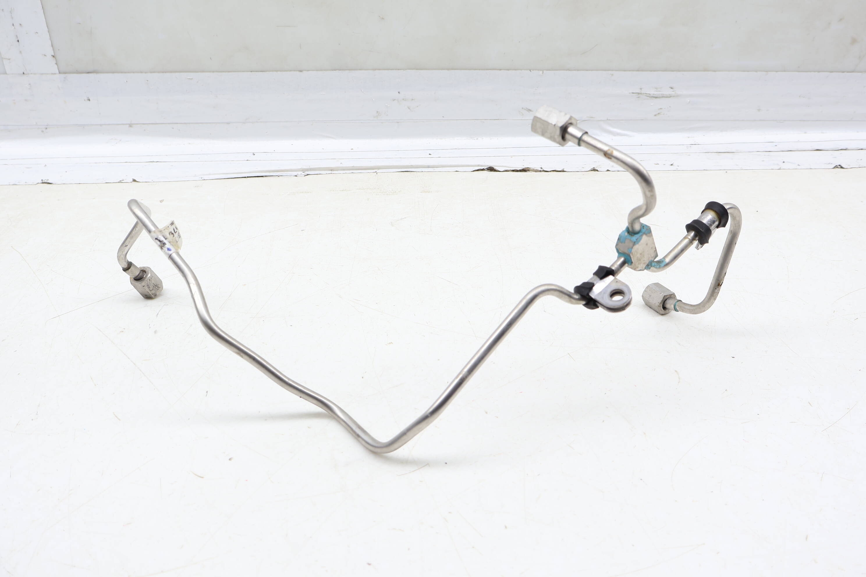 Fuel Rail Line / Pipe 079127509R