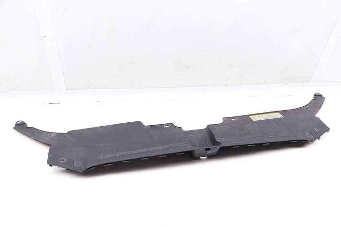 Engine Bay Cover Panel 8R0807081 main product photo