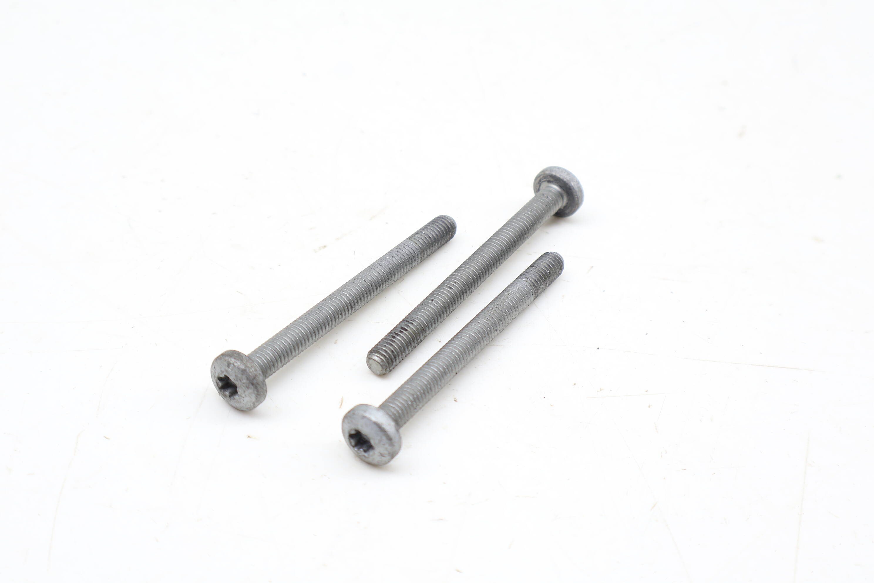 M6x65 Screw / Bolt Set (3) N10622101
